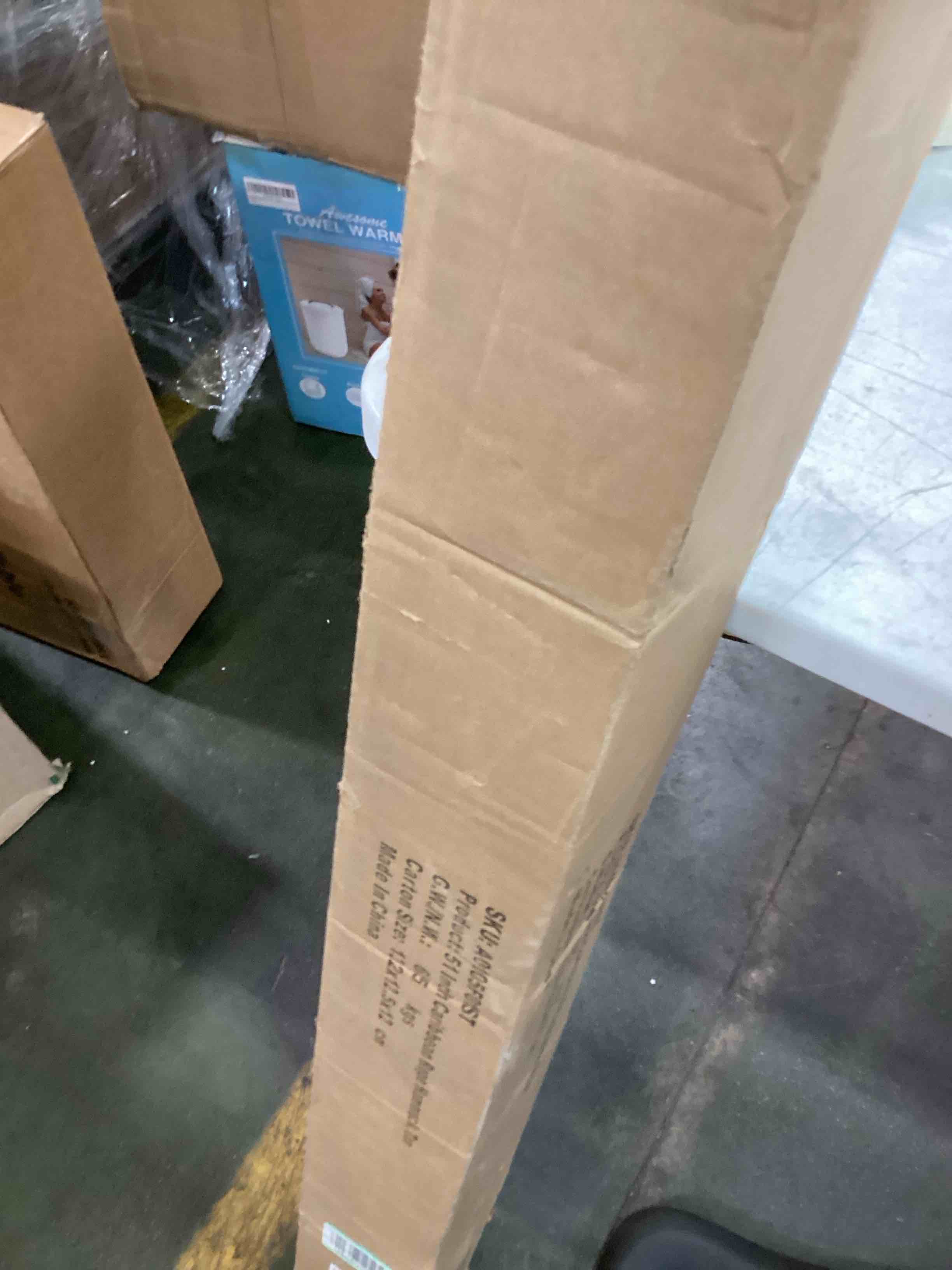 https://s3.amazonaws.com/lotting-images-prod/bidfta/GRN6834194_1720709639044.jpeg