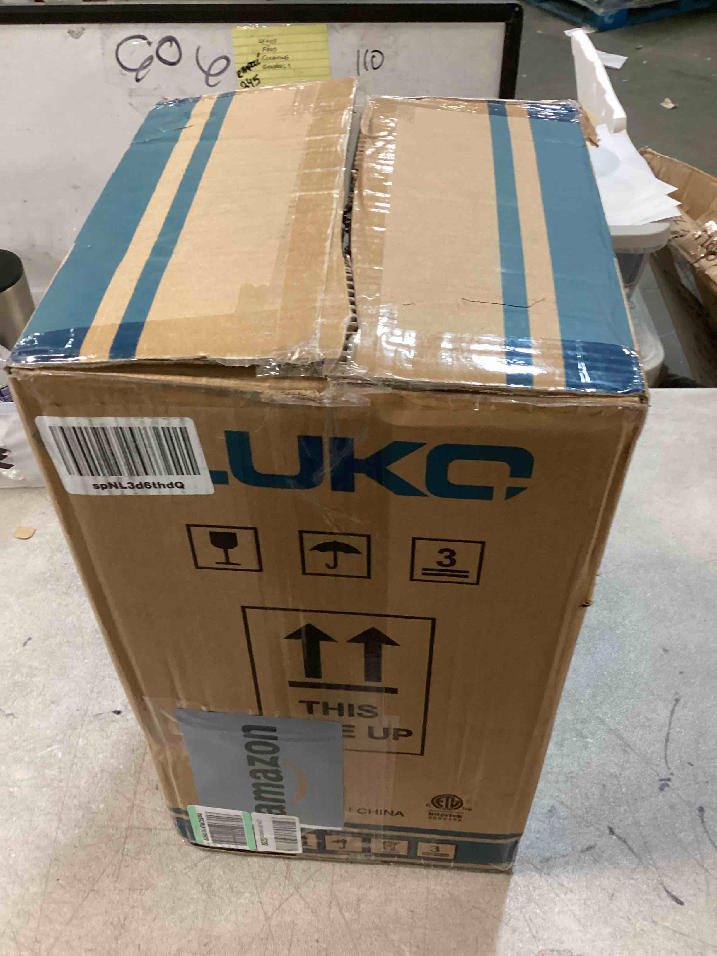 https://s3.amazonaws.com/lotting-images-prod/bidfta/GRN6834843_1720225455562.jpeg