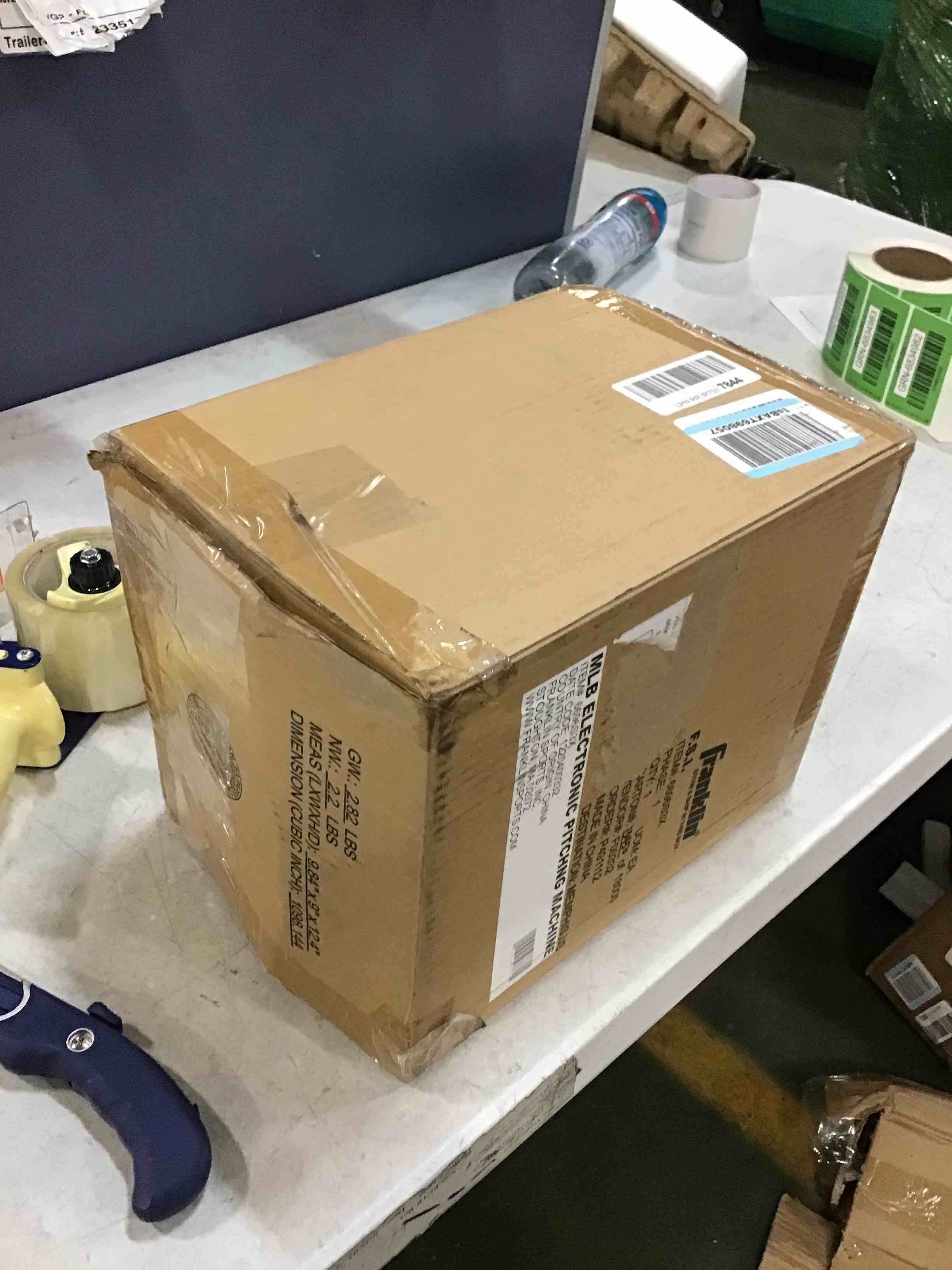 https://s3.amazonaws.com/lotting-images-prod/bidfta/GRN6834982_1720496429489.jpeg