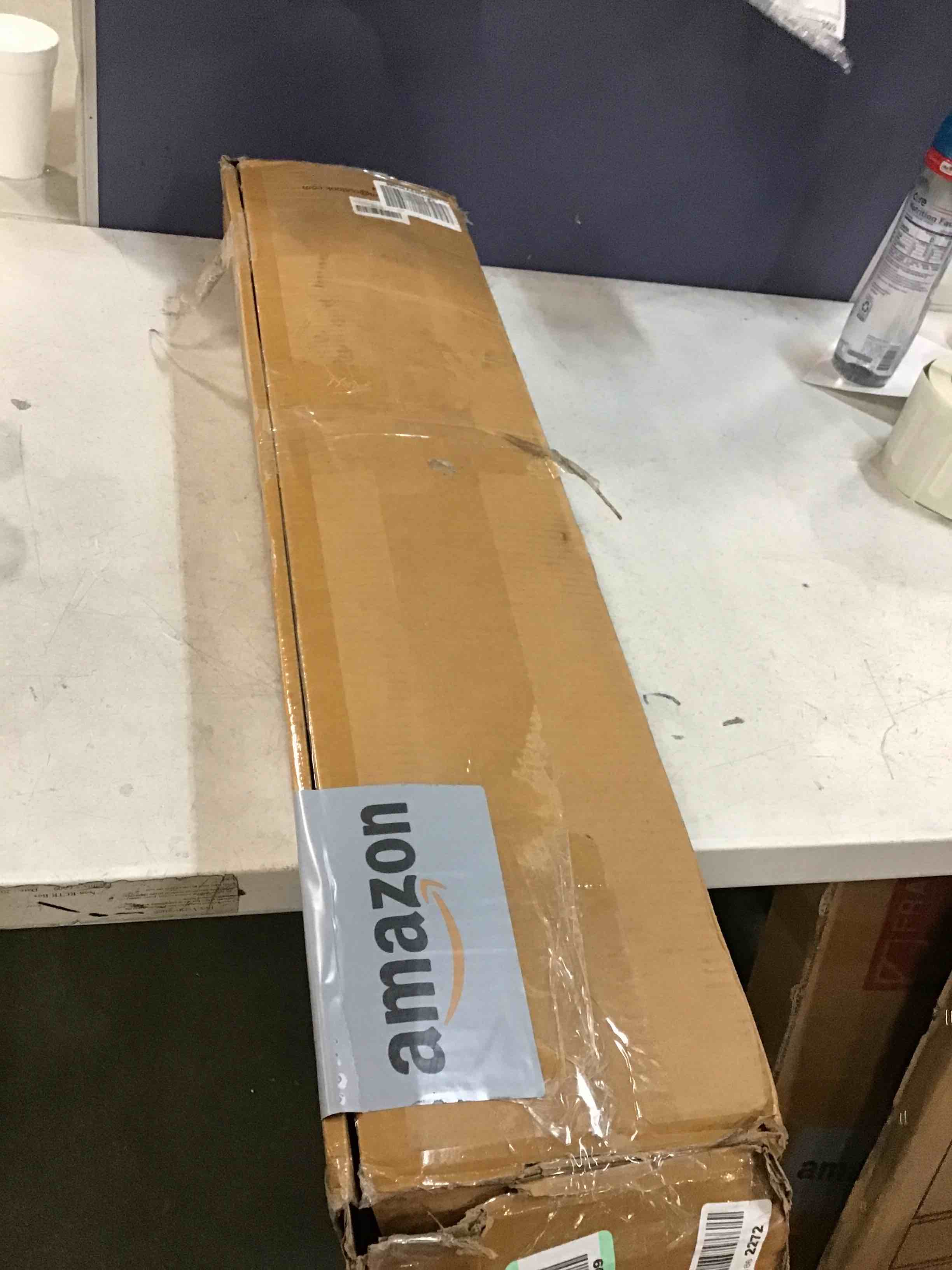 https://s3.amazonaws.com/lotting-images-prod/bidfta/GRN6835003_1720499928607.jpeg