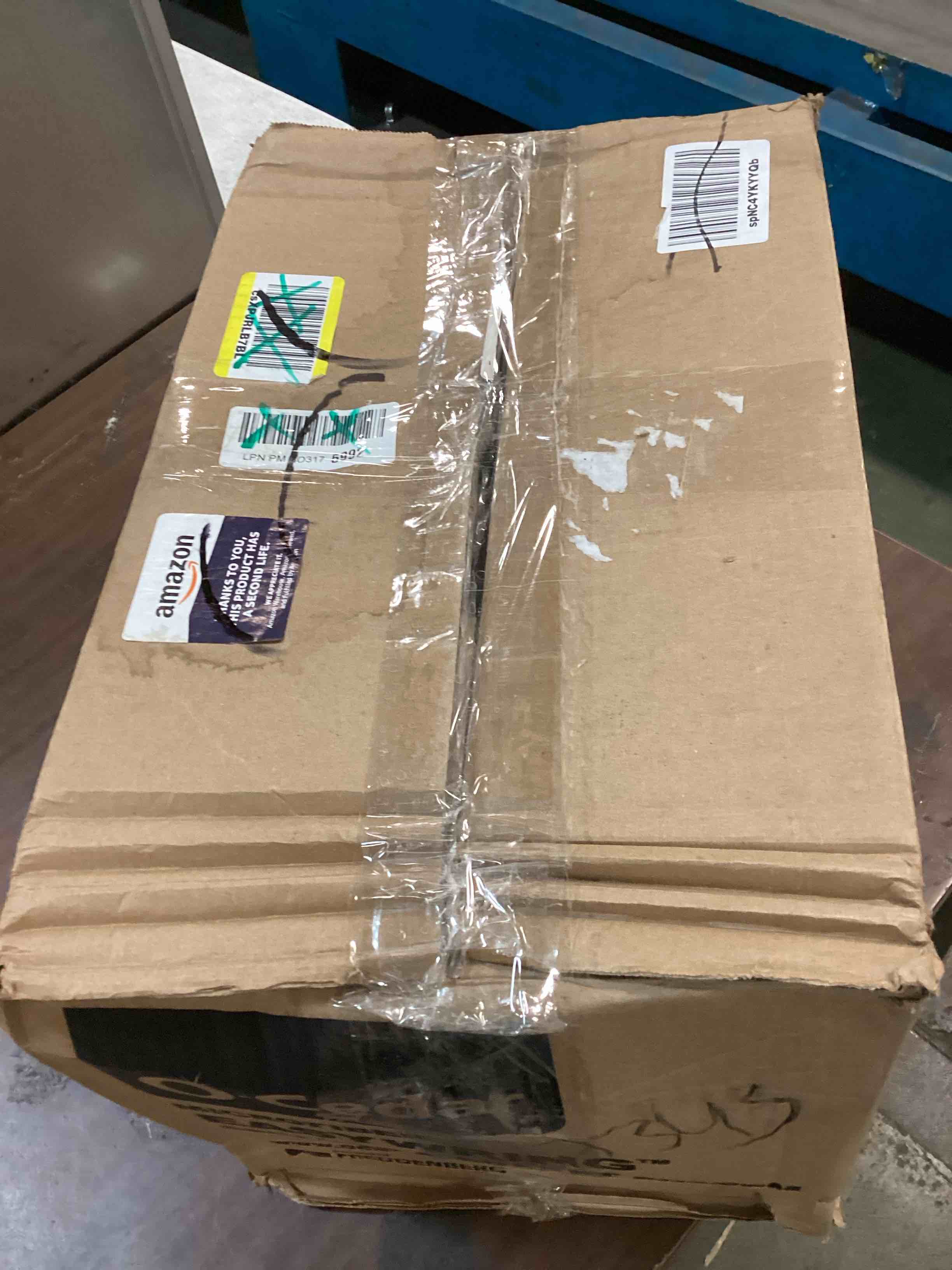 https://s3.amazonaws.com/lotting-images-prod/bidfta/GRN6835158_1720758316779.jpeg