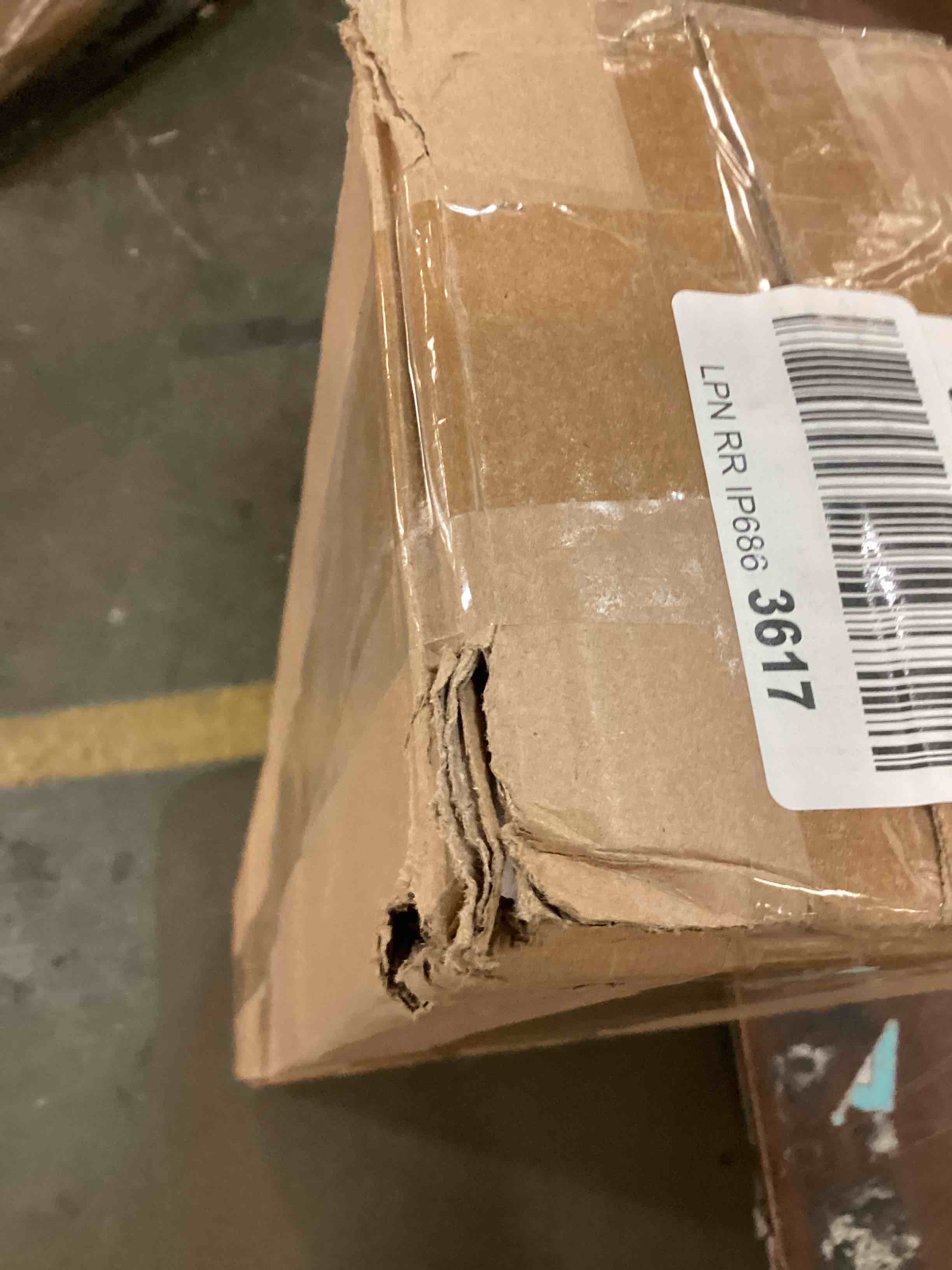 https://s3.amazonaws.com/lotting-images-prod/bidfta/GRN6835195_1720787538618.jpeg