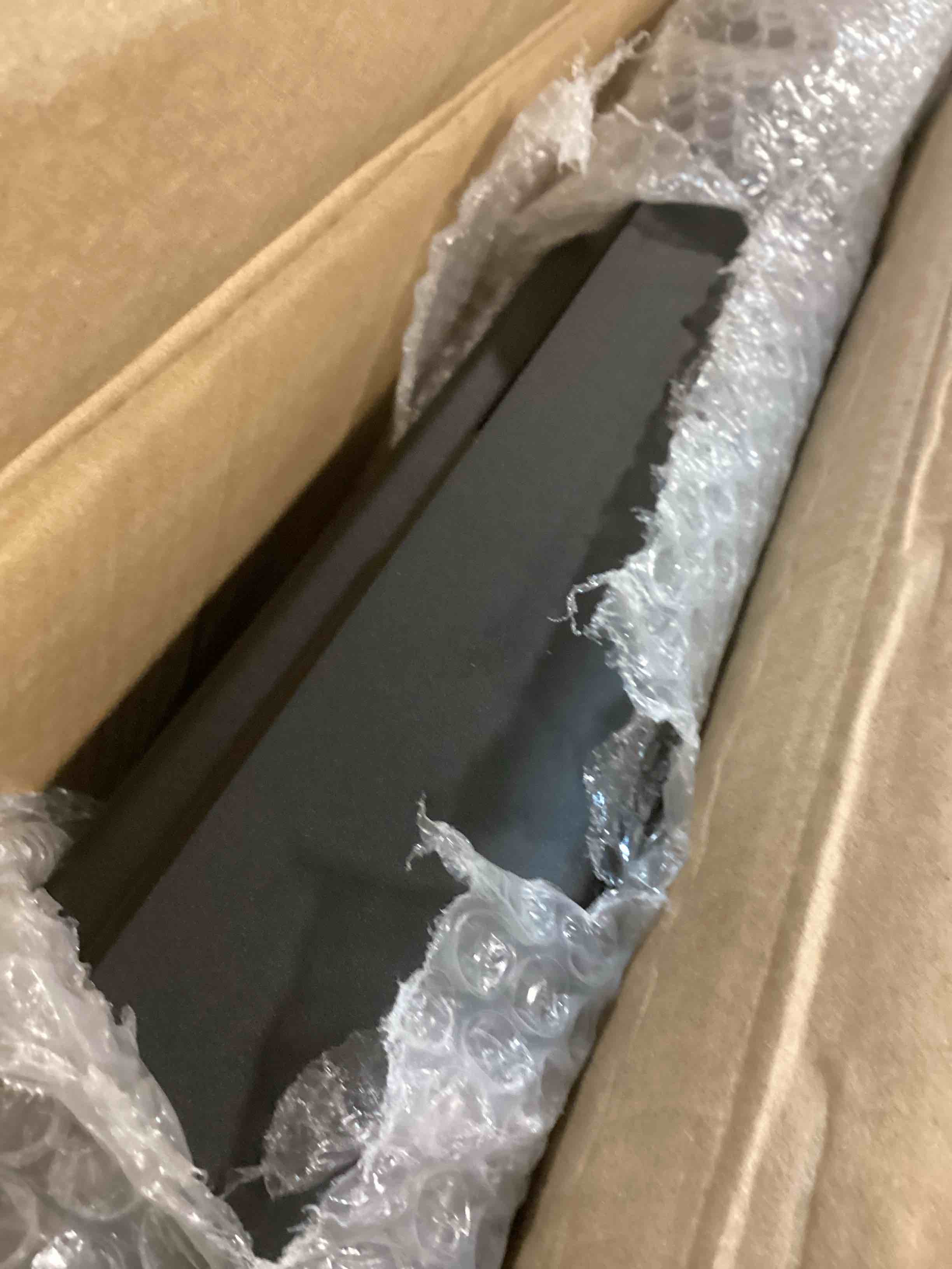 https://s3.amazonaws.com/lotting-images-prod/bidfta/GRN6835258_1720795459197.jpeg