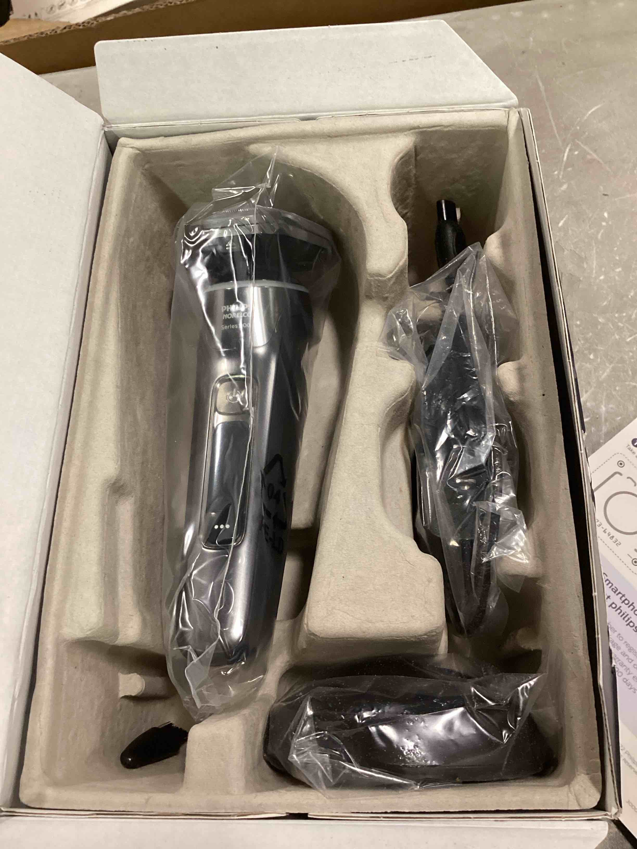 https://s3.amazonaws.com/lotting-images-prod/bidfta/GRN6839948_1721477270529.jpeg