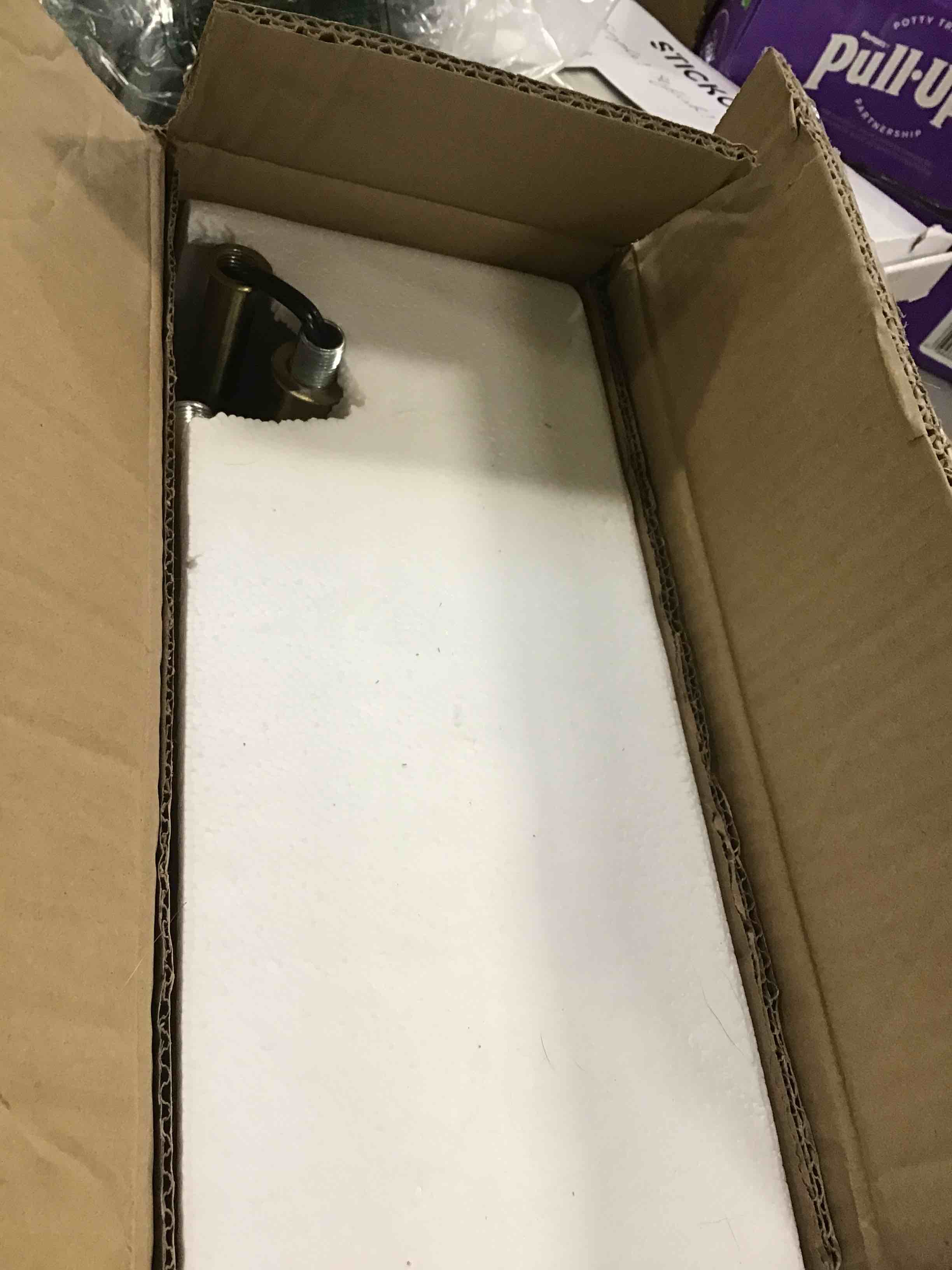 https://s3.amazonaws.com/lotting-images-prod/bidfta/GRN6841484_1721306220665.jpeg