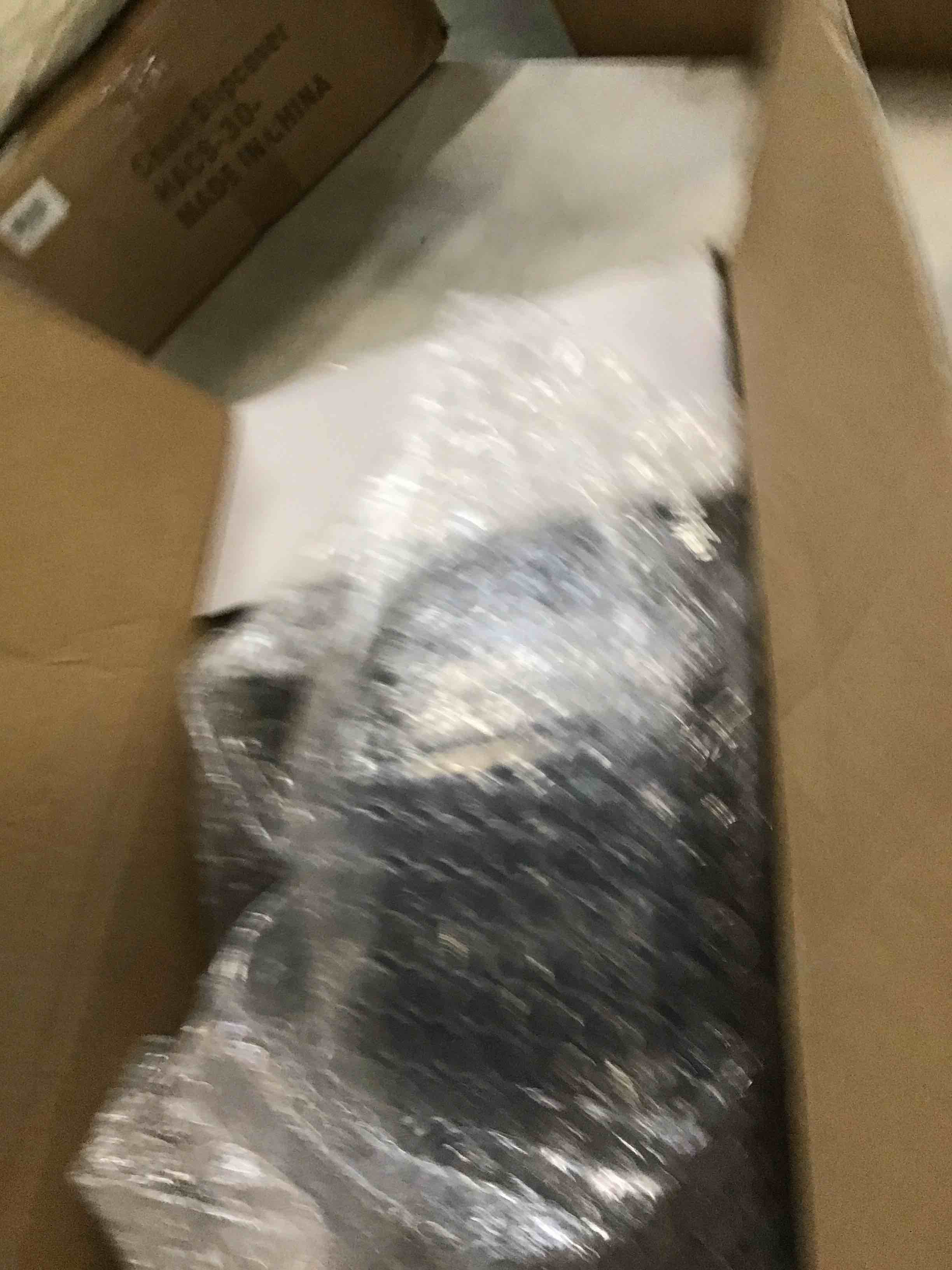 https://s3.amazonaws.com/lotting-images-prod/bidfta/GRN6841490_1721306581176.jpeg