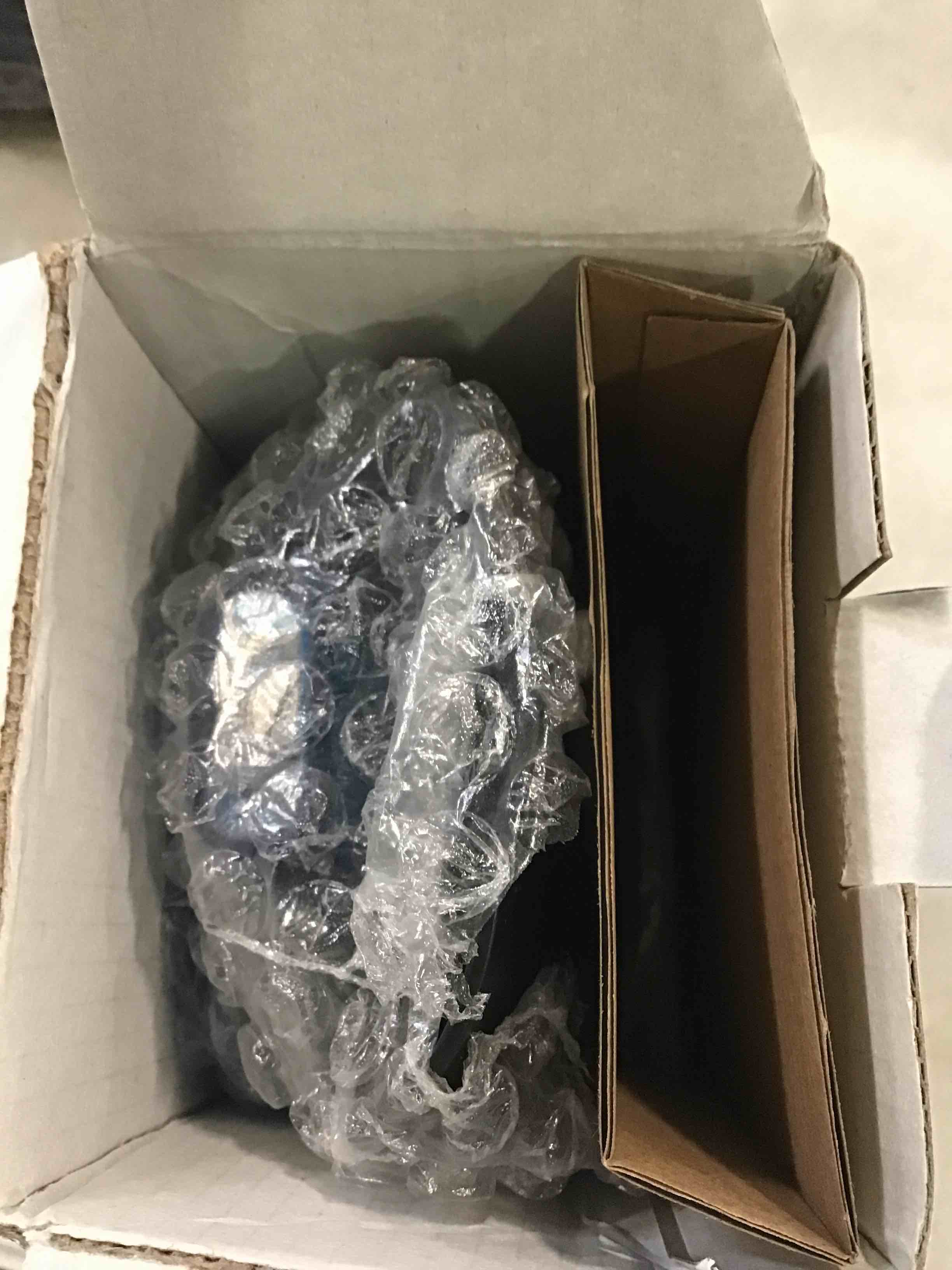 https://s3.amazonaws.com/lotting-images-prod/bidfta/GRN6841750_1721327827983.jpeg