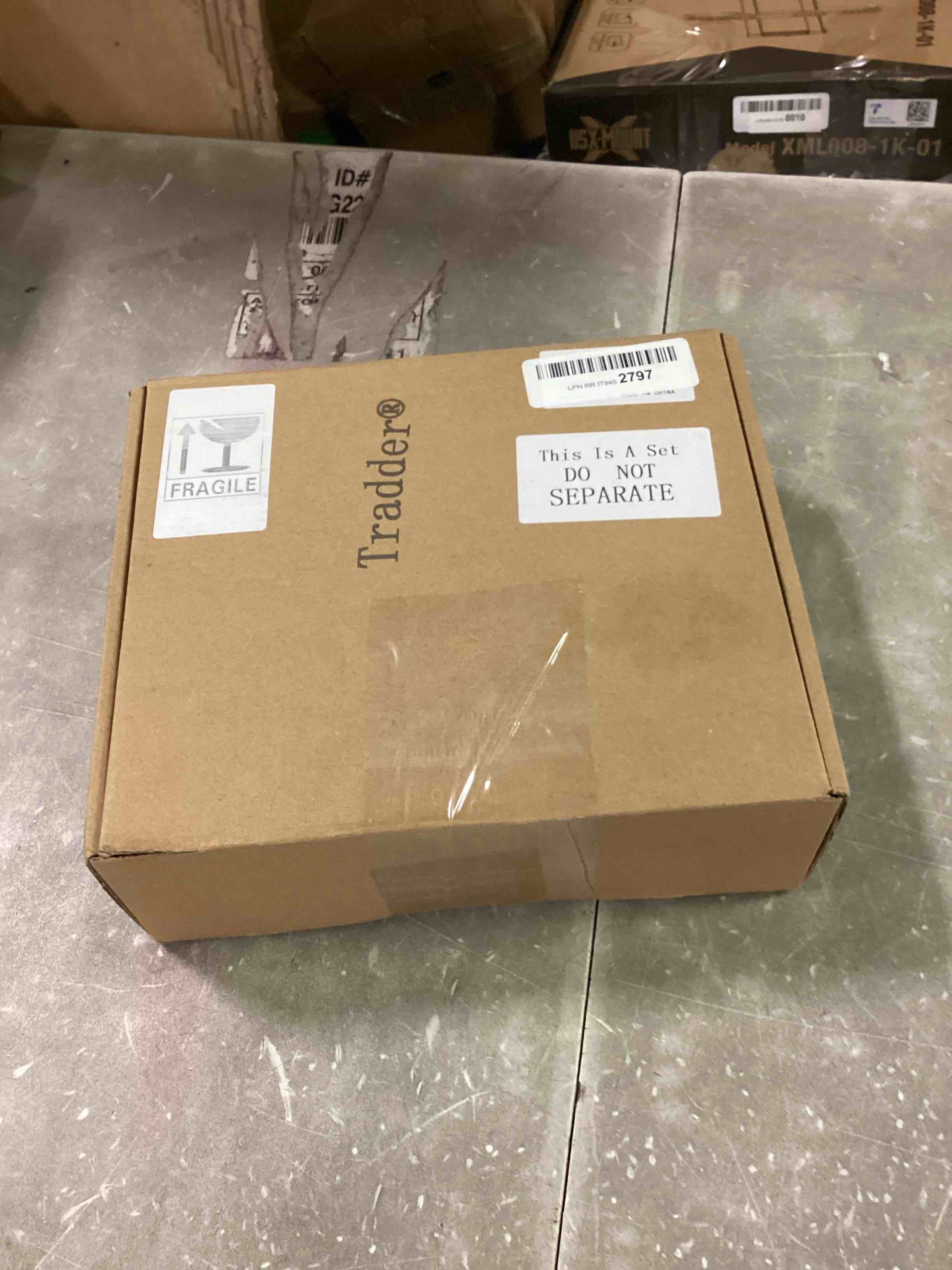 https://s3.amazonaws.com/lotting-images-prod/bidfta/GRN6842200_1721241756056.jpeg