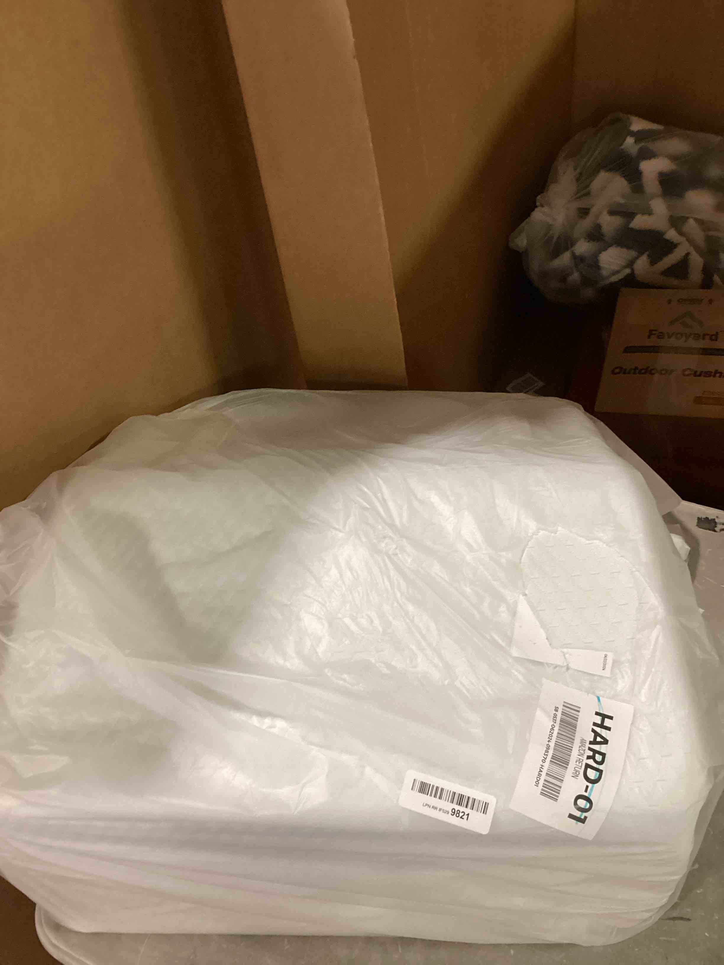 https://s3.amazonaws.com/lotting-images-prod/bidfta/GRN6842294_1721305759737.jpeg