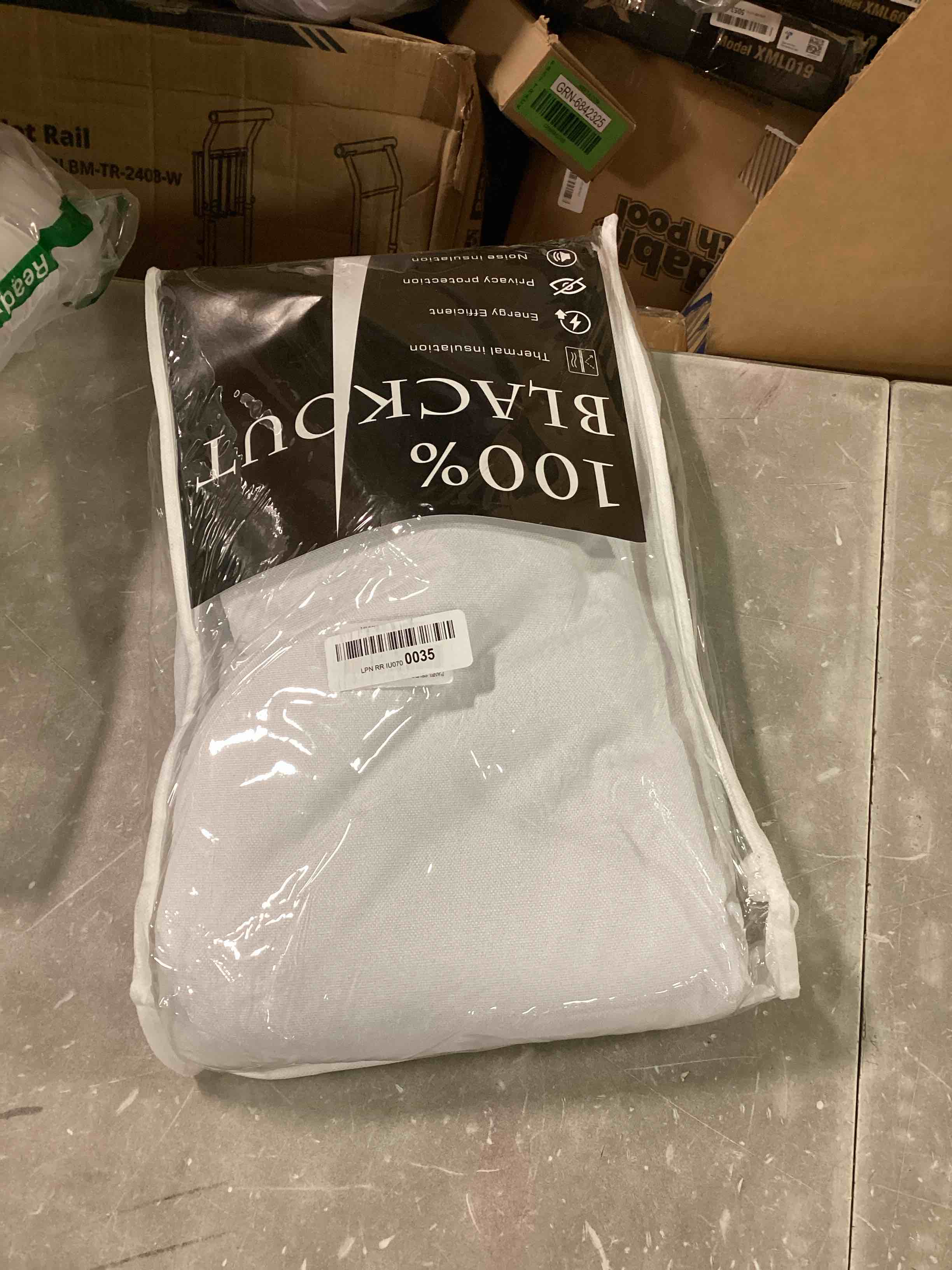 https://s3.amazonaws.com/lotting-images-prod/bidfta/GRN6842336_1721309174951.jpeg