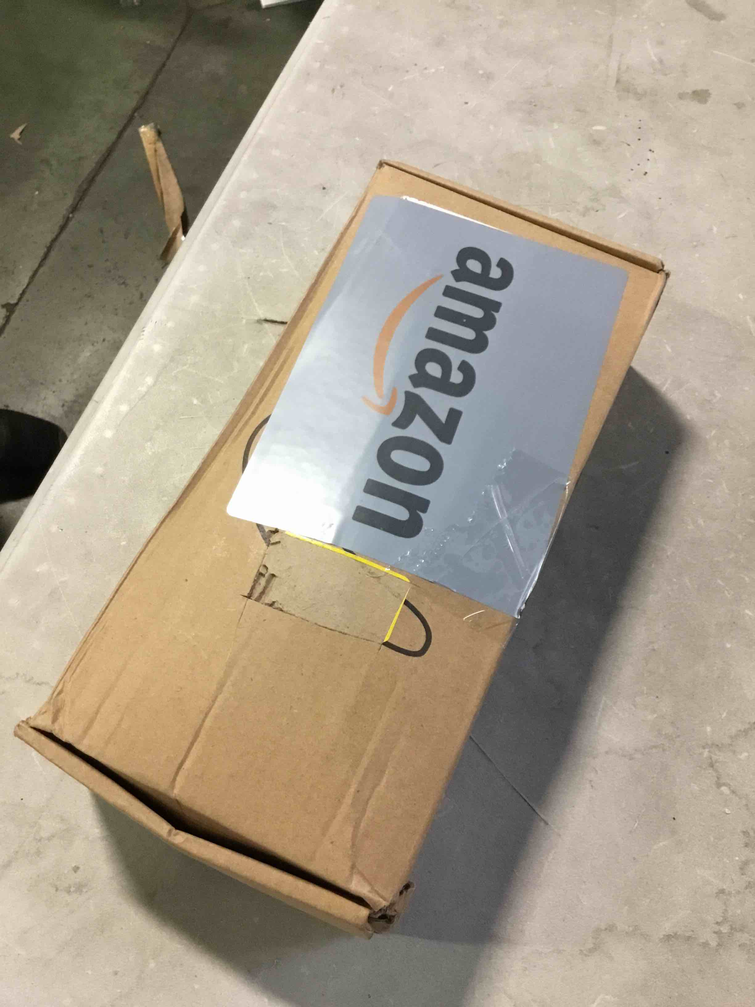 https://s3.amazonaws.com/lotting-images-prod/bidfta/GRN6843483_1720812216246.jpeg