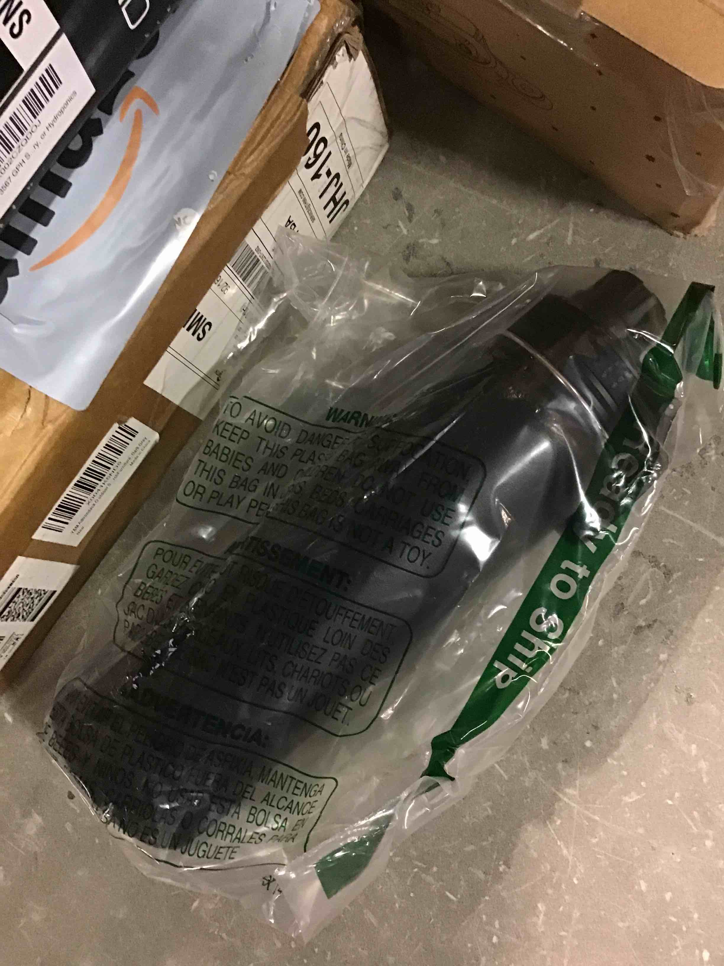 https://s3.amazonaws.com/lotting-images-prod/bidfta/GRN6845177_1721307411943.jpeg