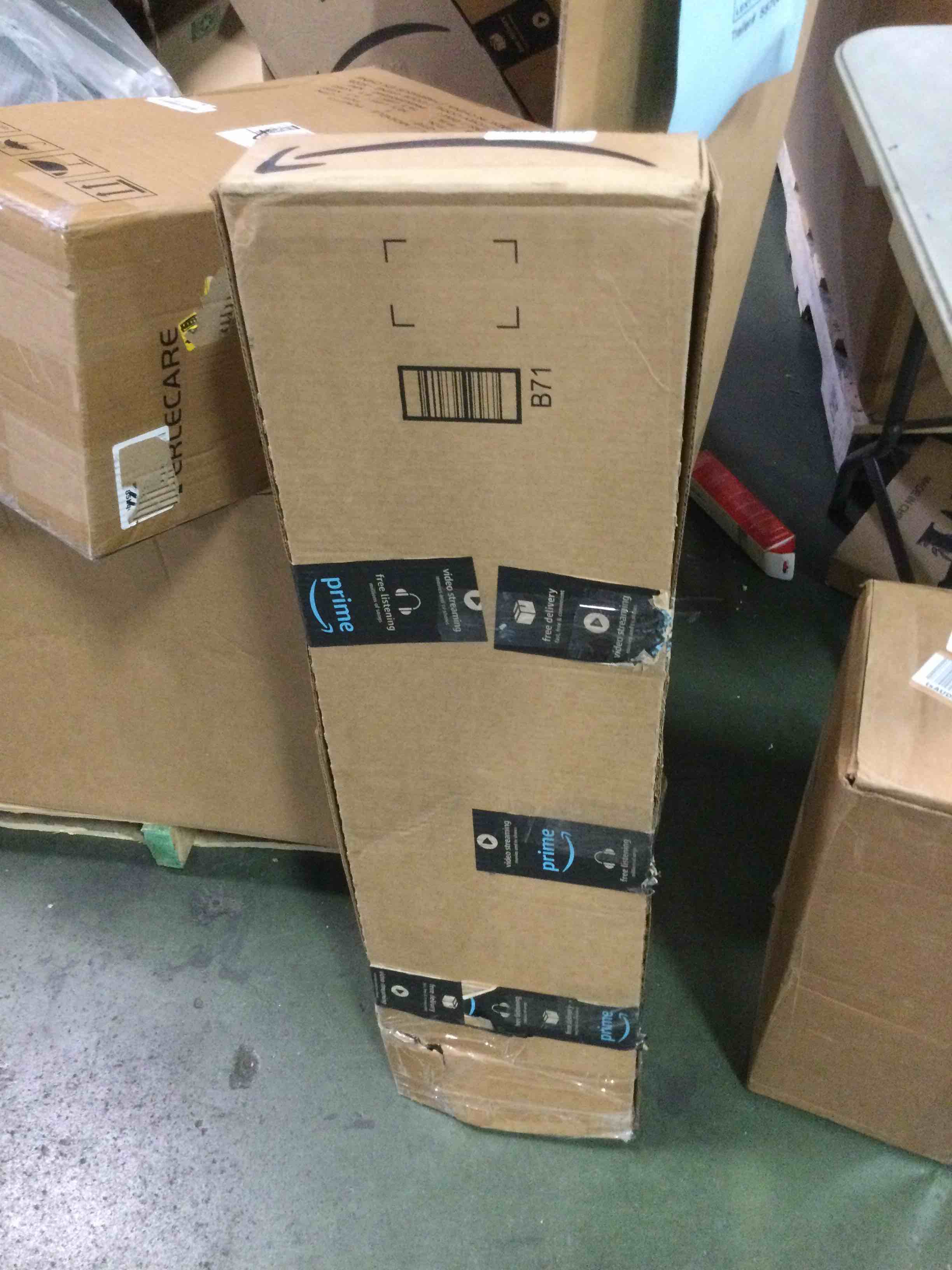 https://s3.amazonaws.com/lotting-images-prod/bidfta/GRN6845557_1721409571256.jpeg