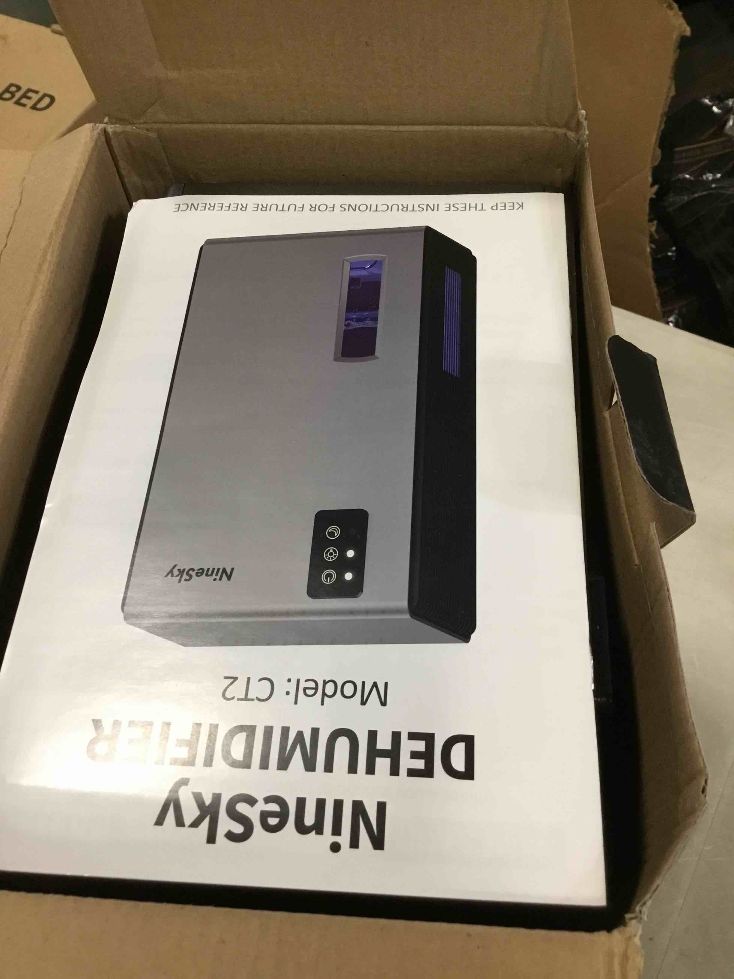 https://s3.amazonaws.com/lotting-images-prod/bidfta/GRN6847060_1721410381611.jpeg