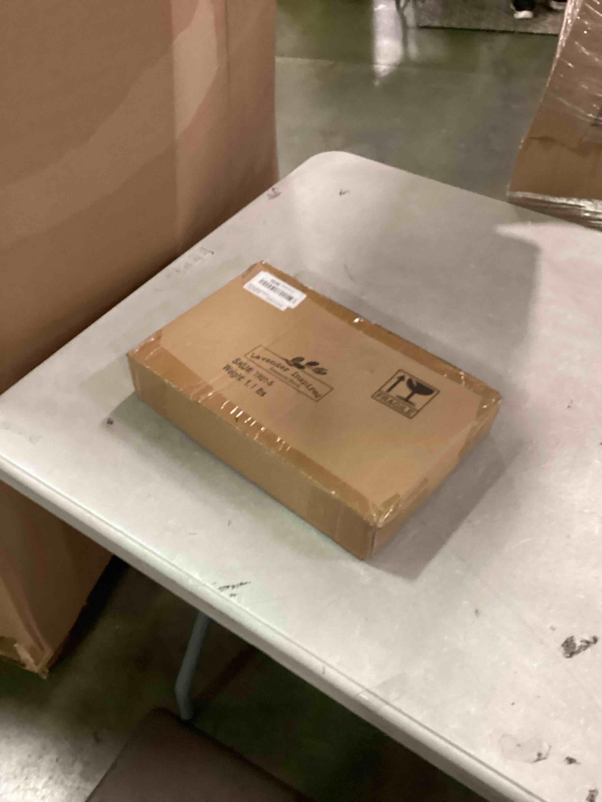 https://s3.amazonaws.com/lotting-images-prod/bidfta/GRN6848347_1720789128464.jpeg