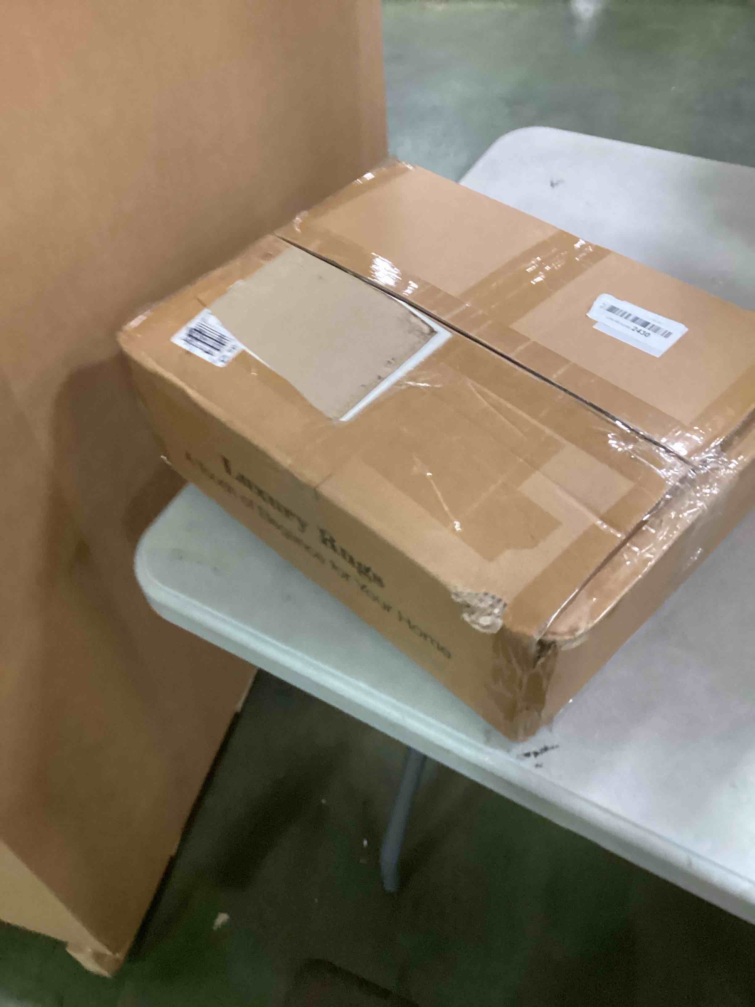 https://s3.amazonaws.com/lotting-images-prod/bidfta/GRN6848694_1721140322711.jpeg