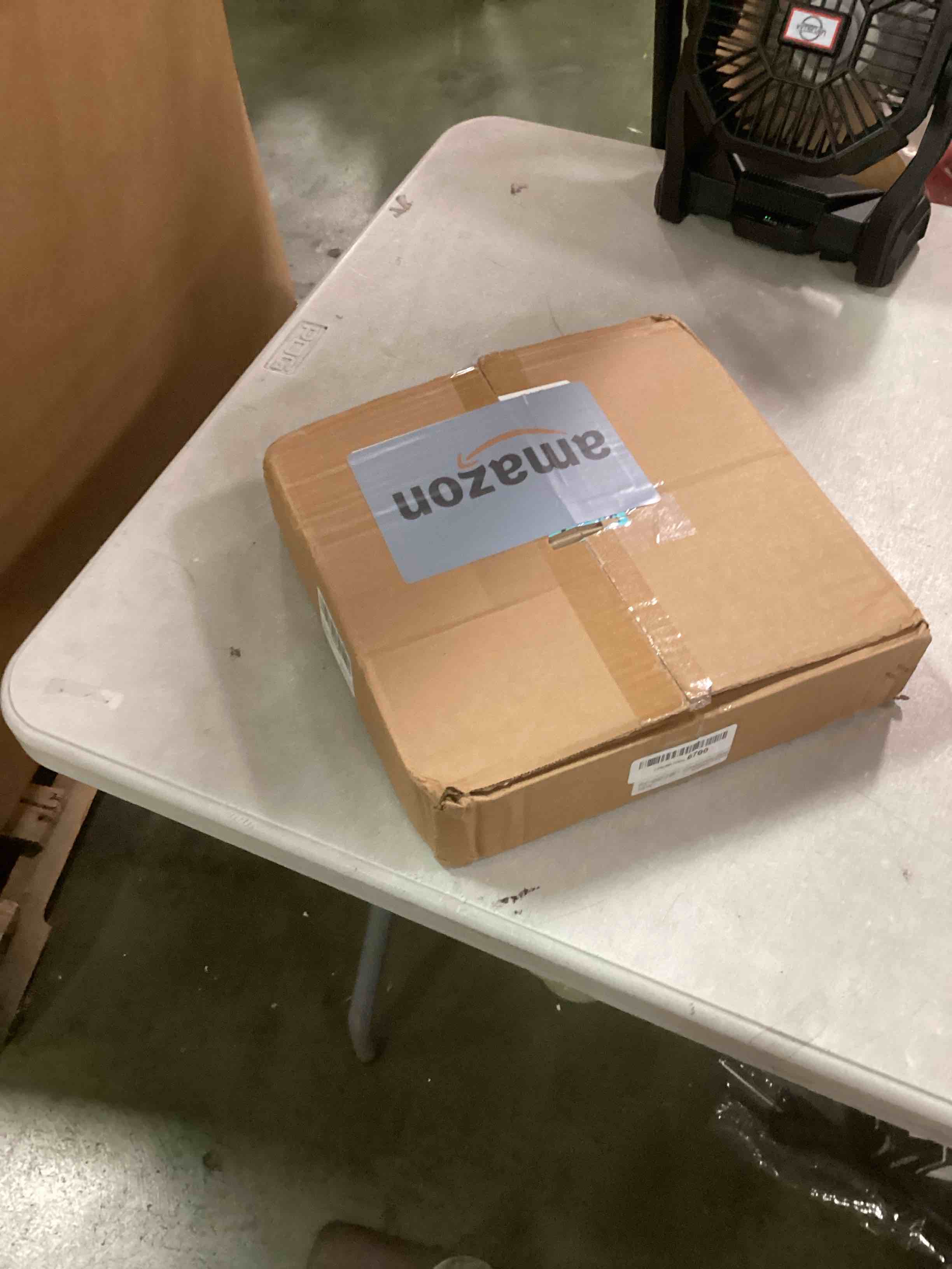 https://s3.amazonaws.com/lotting-images-prod/bidfta/GRN6848812_1721151668755.jpeg