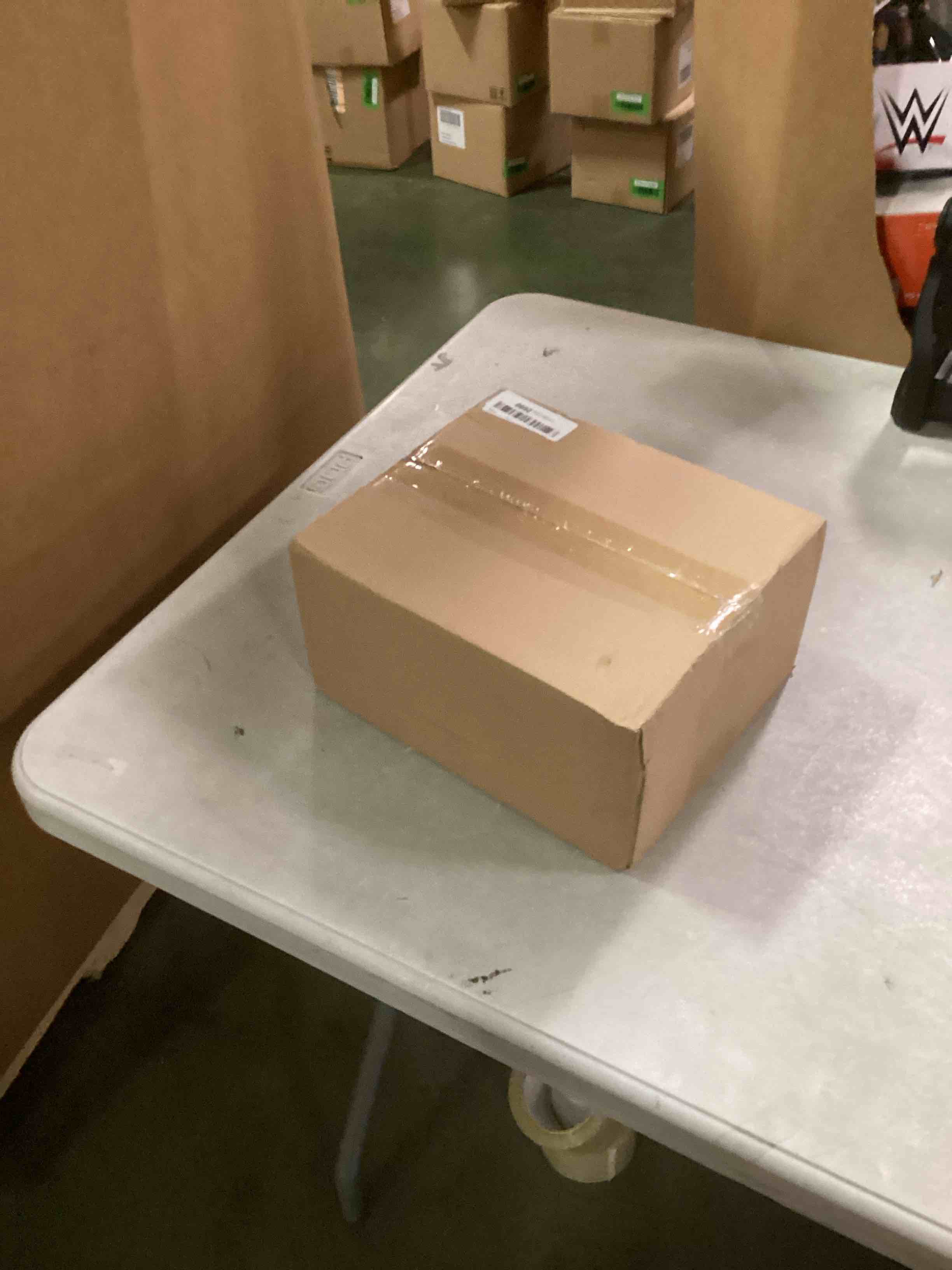 https://s3.amazonaws.com/lotting-images-prod/bidfta/GRN6848935_1721220430081.jpeg