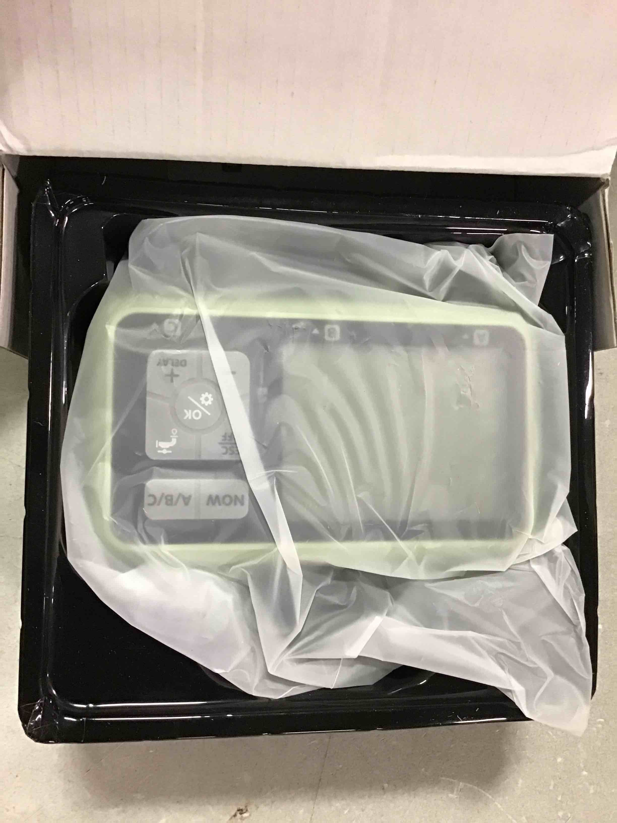https://s3.amazonaws.com/lotting-images-prod/bidfta/GRN6850174_1720669633503.jpeg