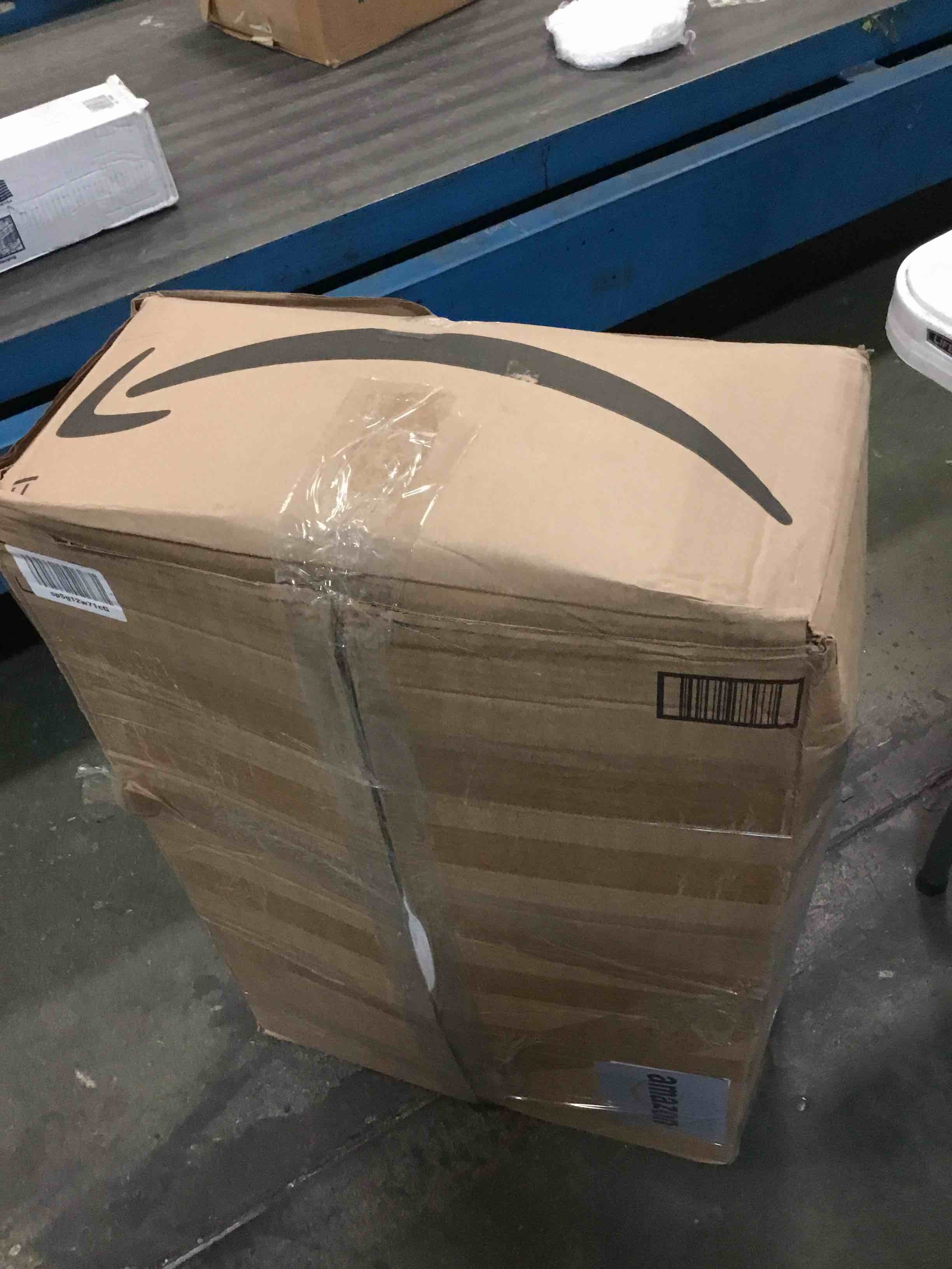 https://s3.amazonaws.com/lotting-images-prod/bidfta/GRN6850317_1720832294732.jpeg