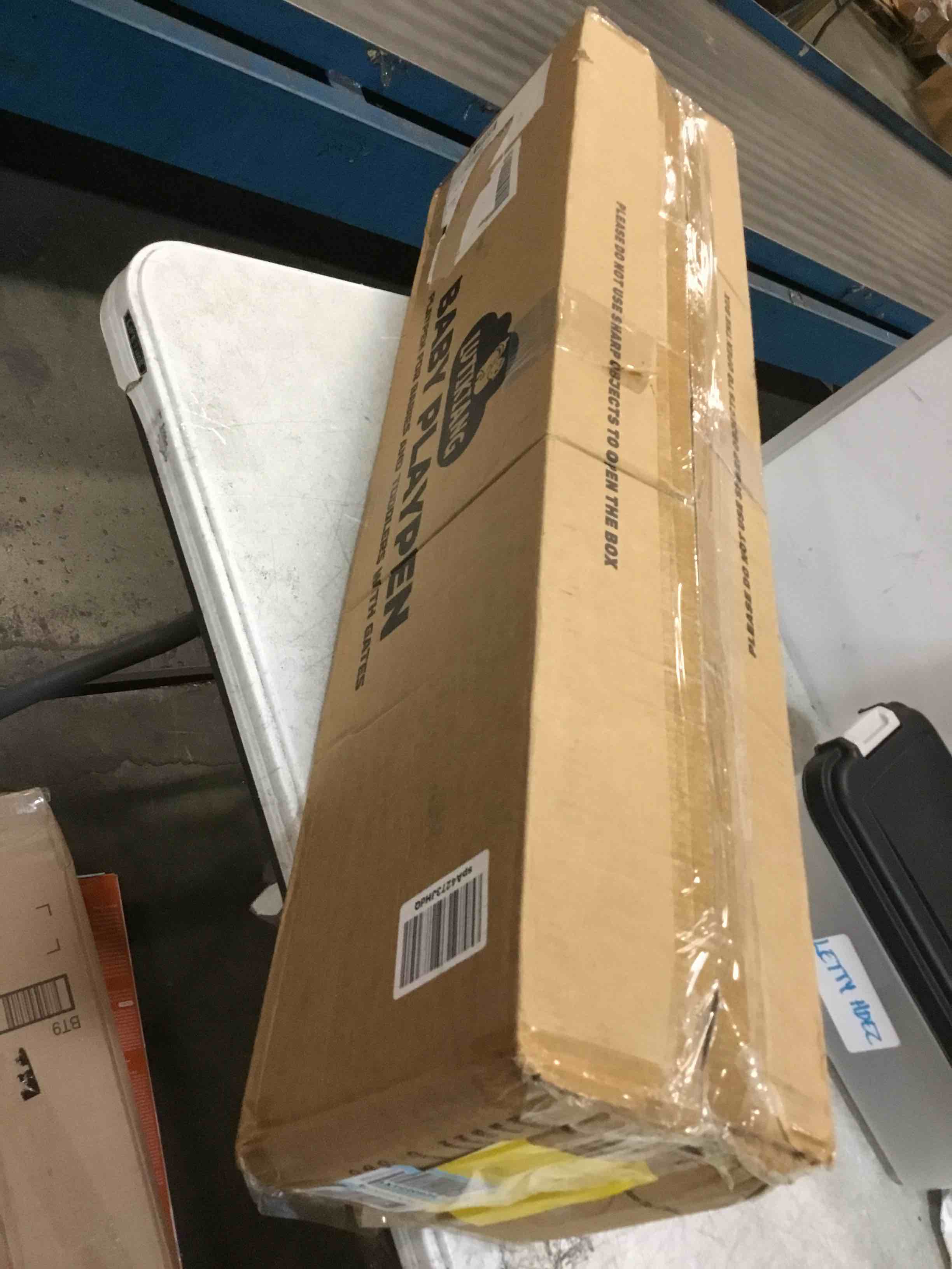 https://s3.amazonaws.com/lotting-images-prod/bidfta/GRN6850337_1720837265412.jpeg