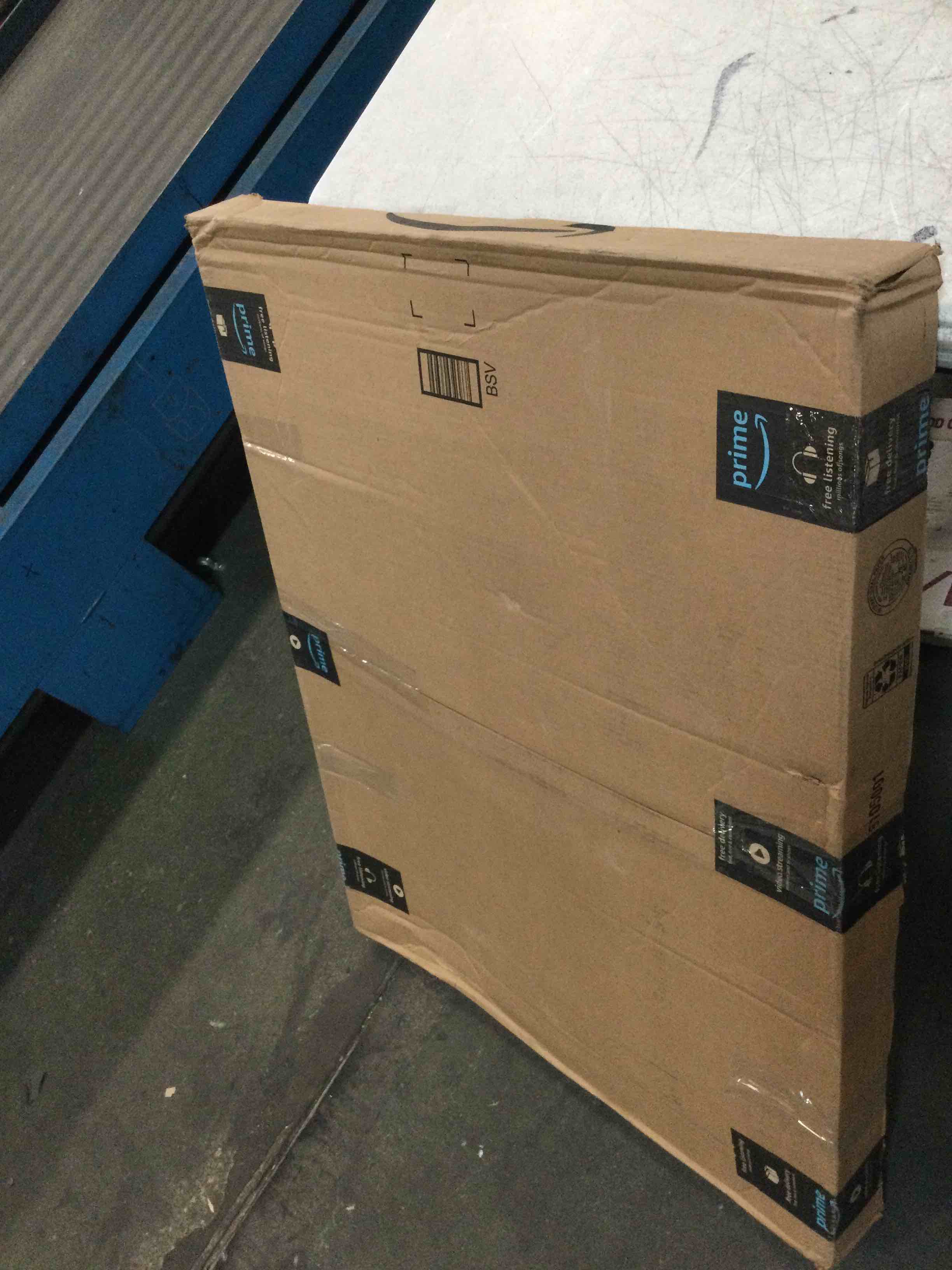 https://s3.amazonaws.com/lotting-images-prod/bidfta/GRN6850401_1721084144824.jpeg