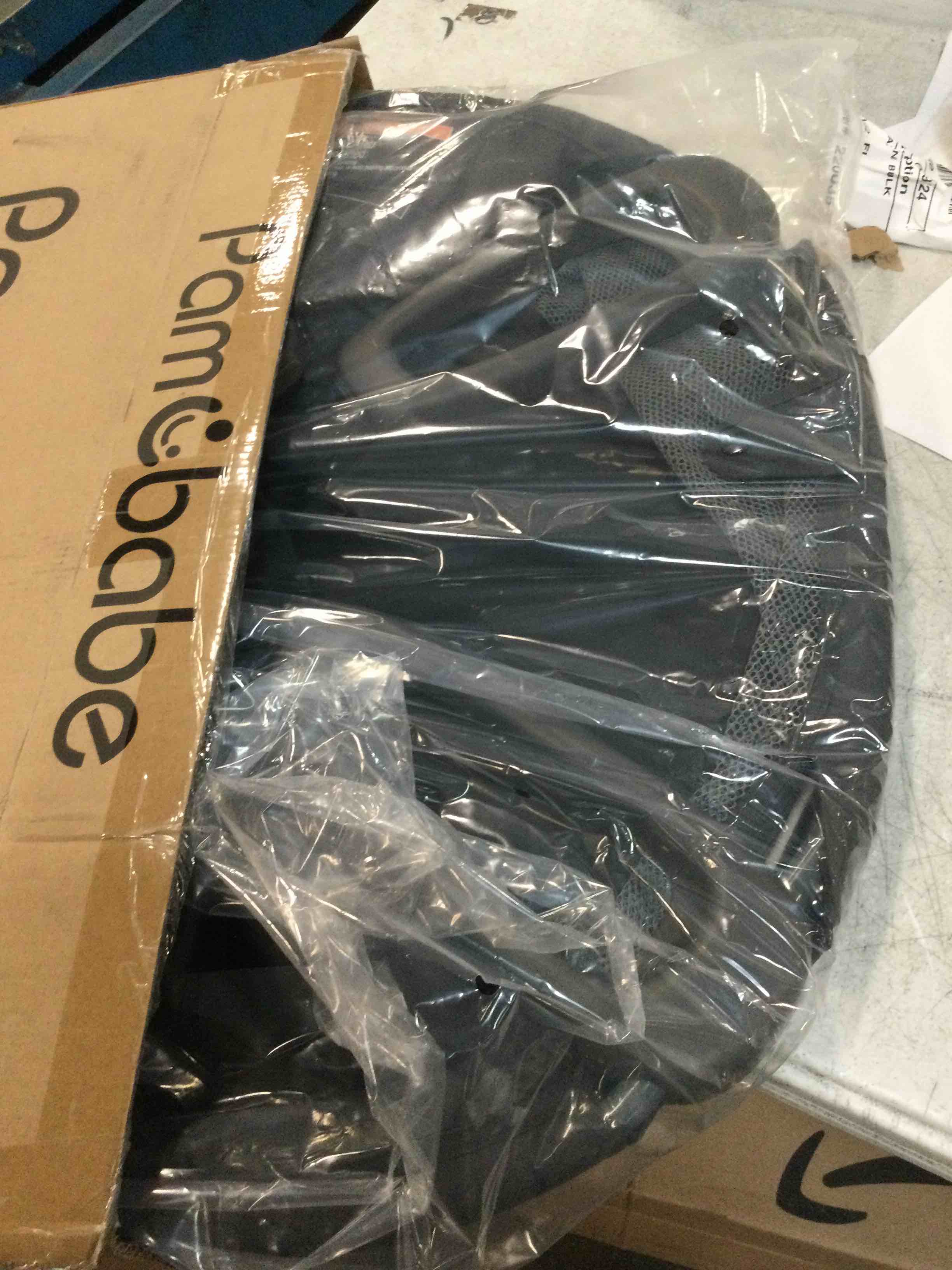 https://s3.amazonaws.com/lotting-images-prod/bidfta/GRN6850481_1721097421013.jpeg