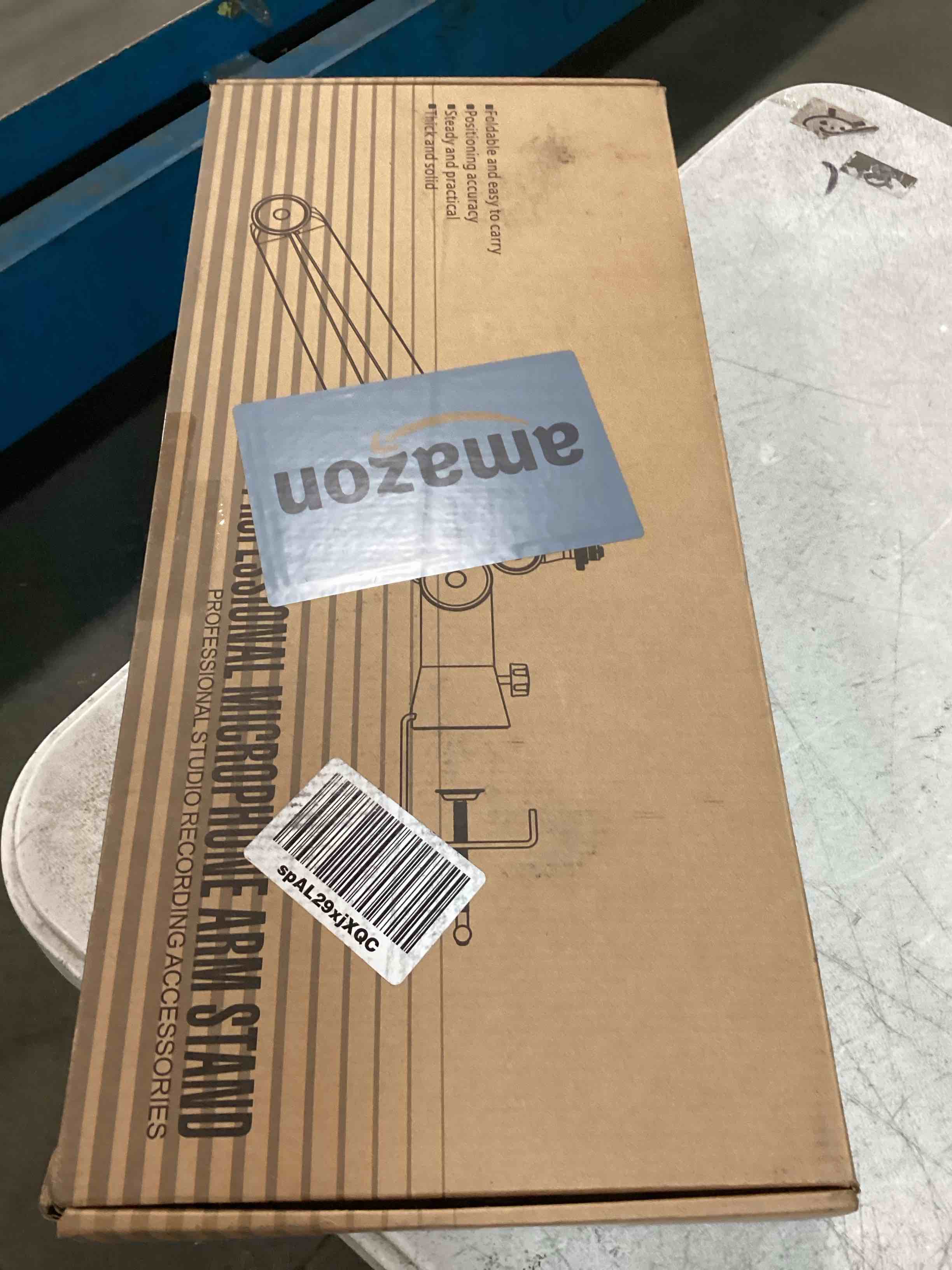 https://s3.amazonaws.com/lotting-images-prod/bidfta/GRN6850582_1721165713883.jpeg