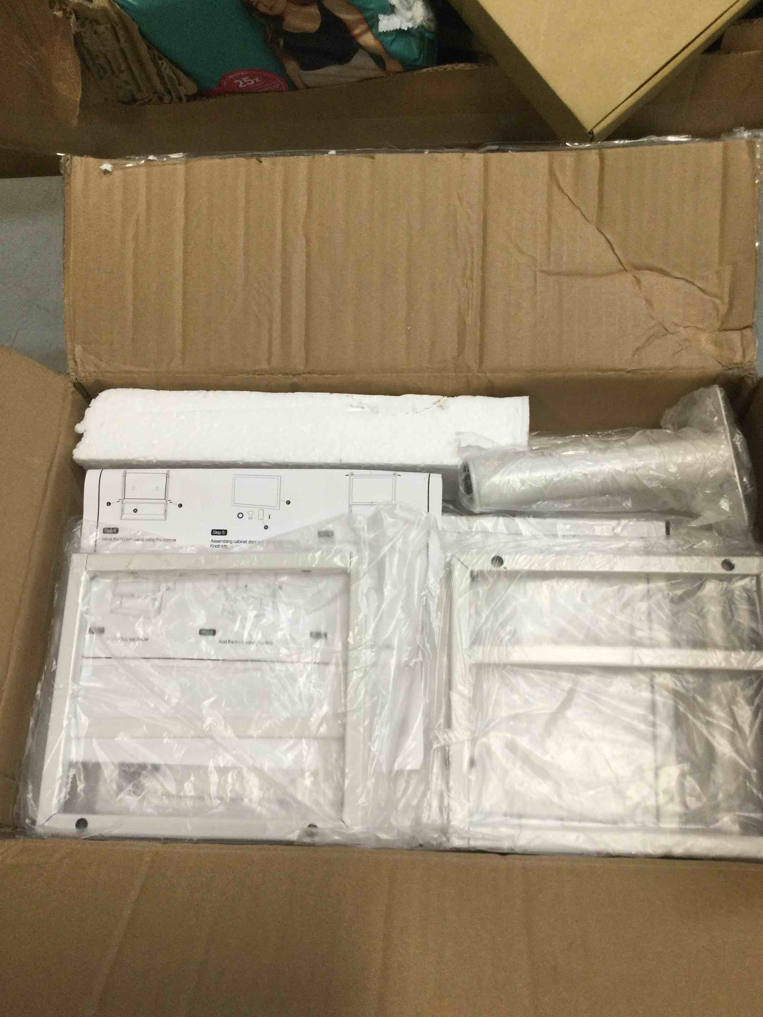 https://s3.amazonaws.com/lotting-images-prod/bidfta/GRN6851142_1720787457200.jpeg