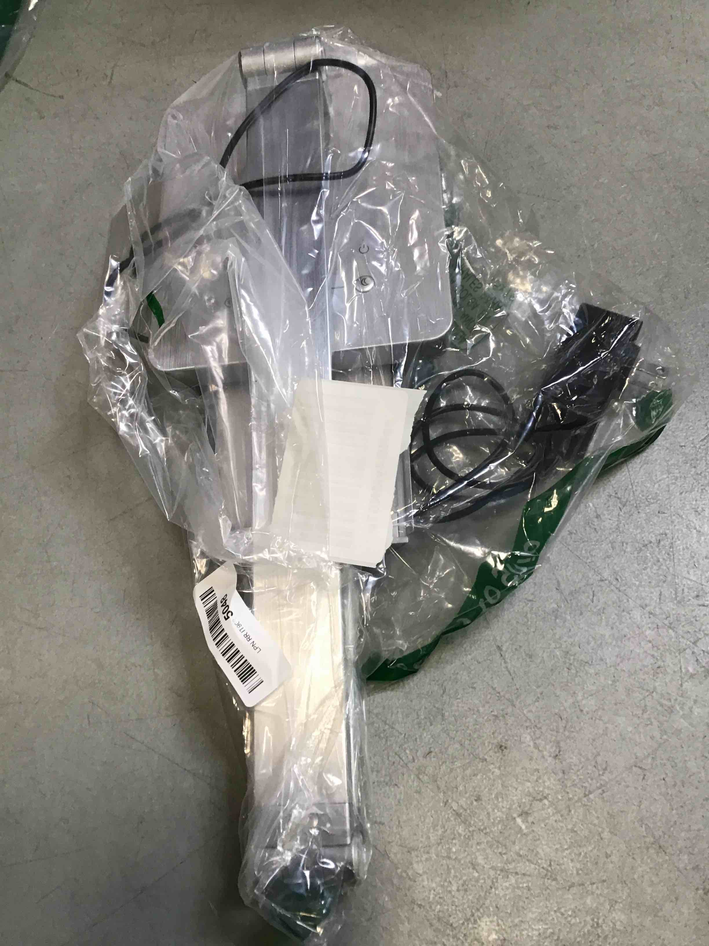 https://s3.amazonaws.com/lotting-images-prod/bidfta/GRN6851764_1721237261705.jpeg