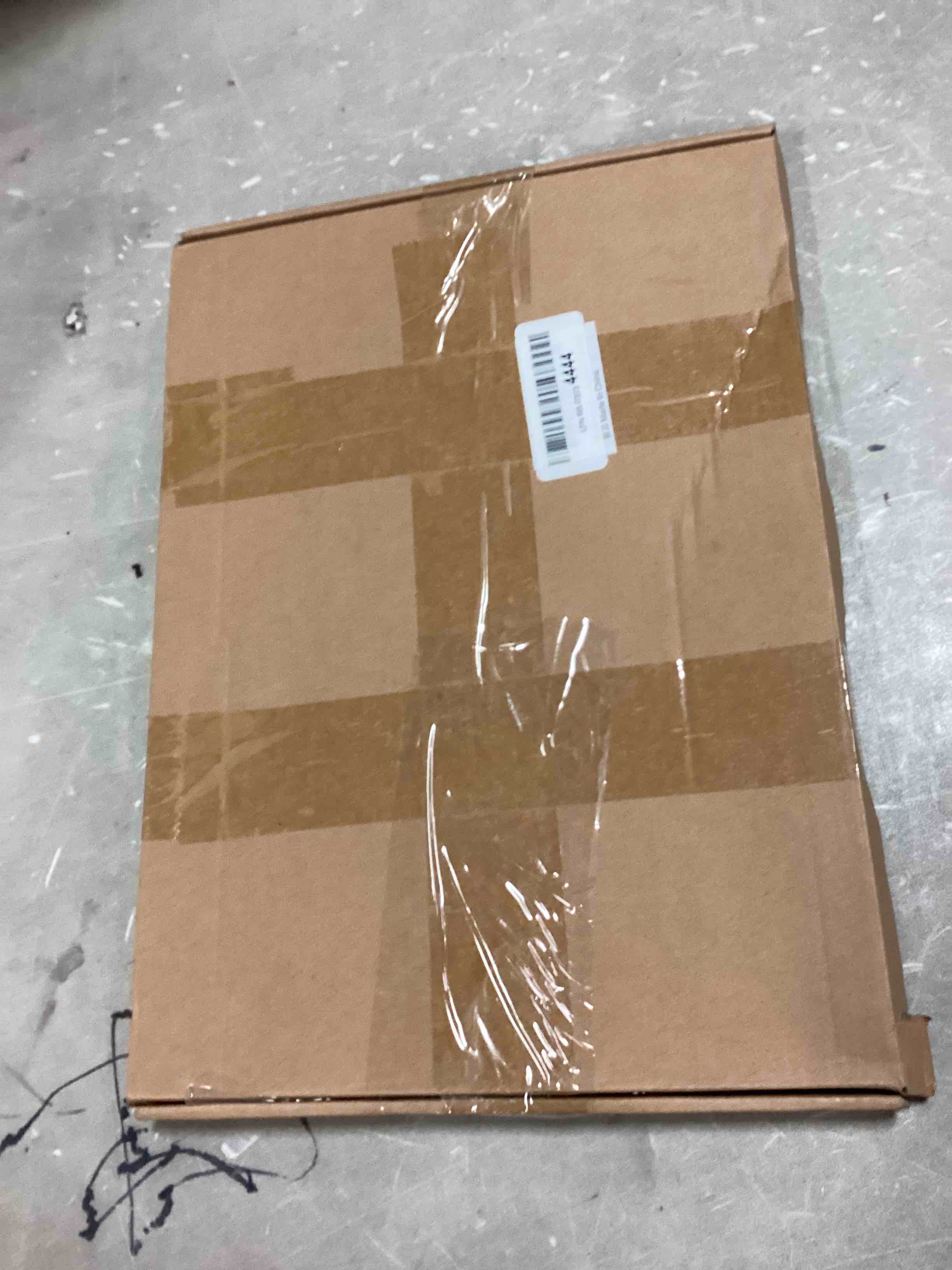 https://s3.amazonaws.com/lotting-images-prod/bidfta/GRN6853429_1721134940627.jpeg