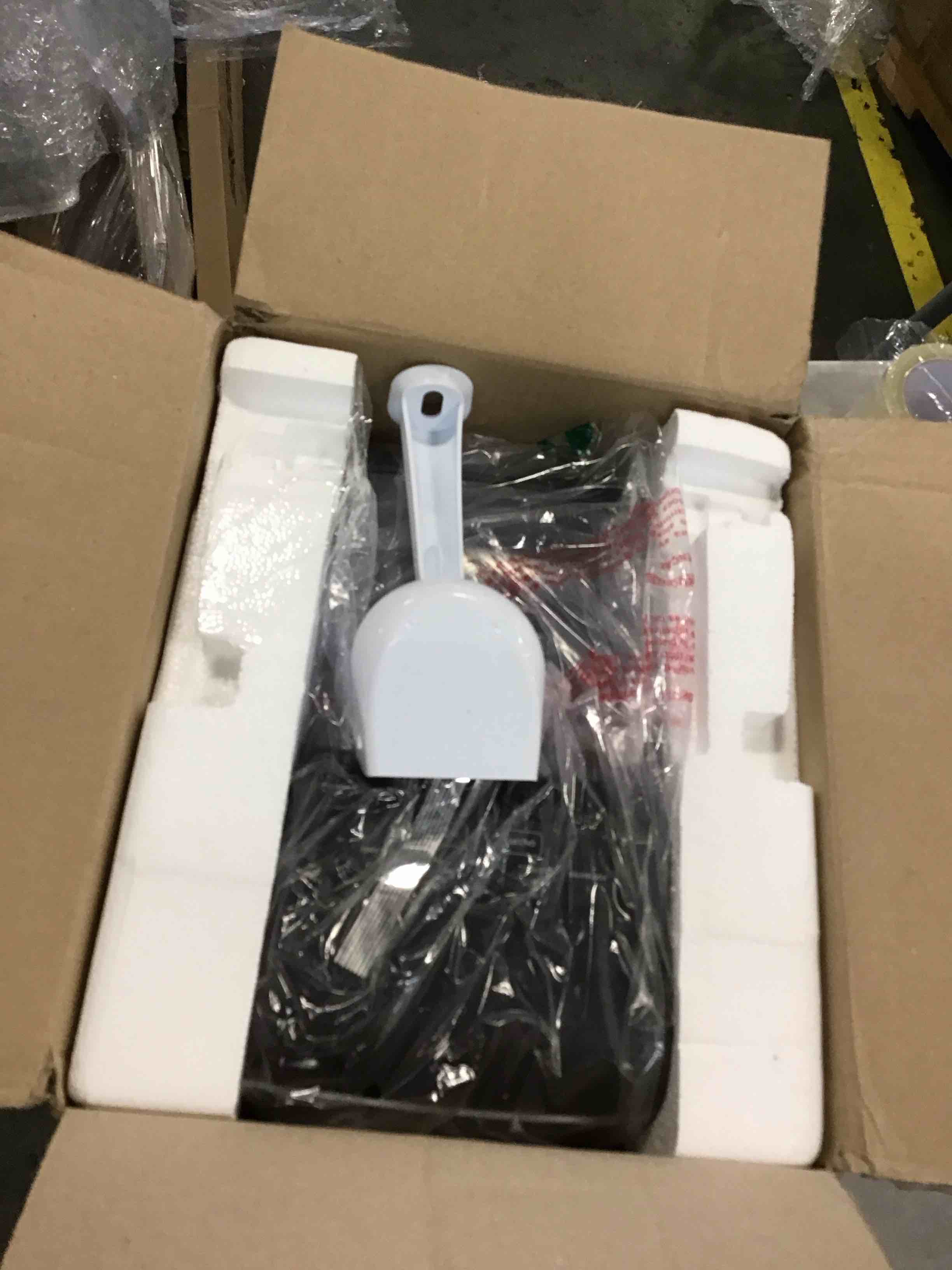 https://s3.amazonaws.com/lotting-images-prod/bidfta/GRN6854237_1721058874389.jpeg