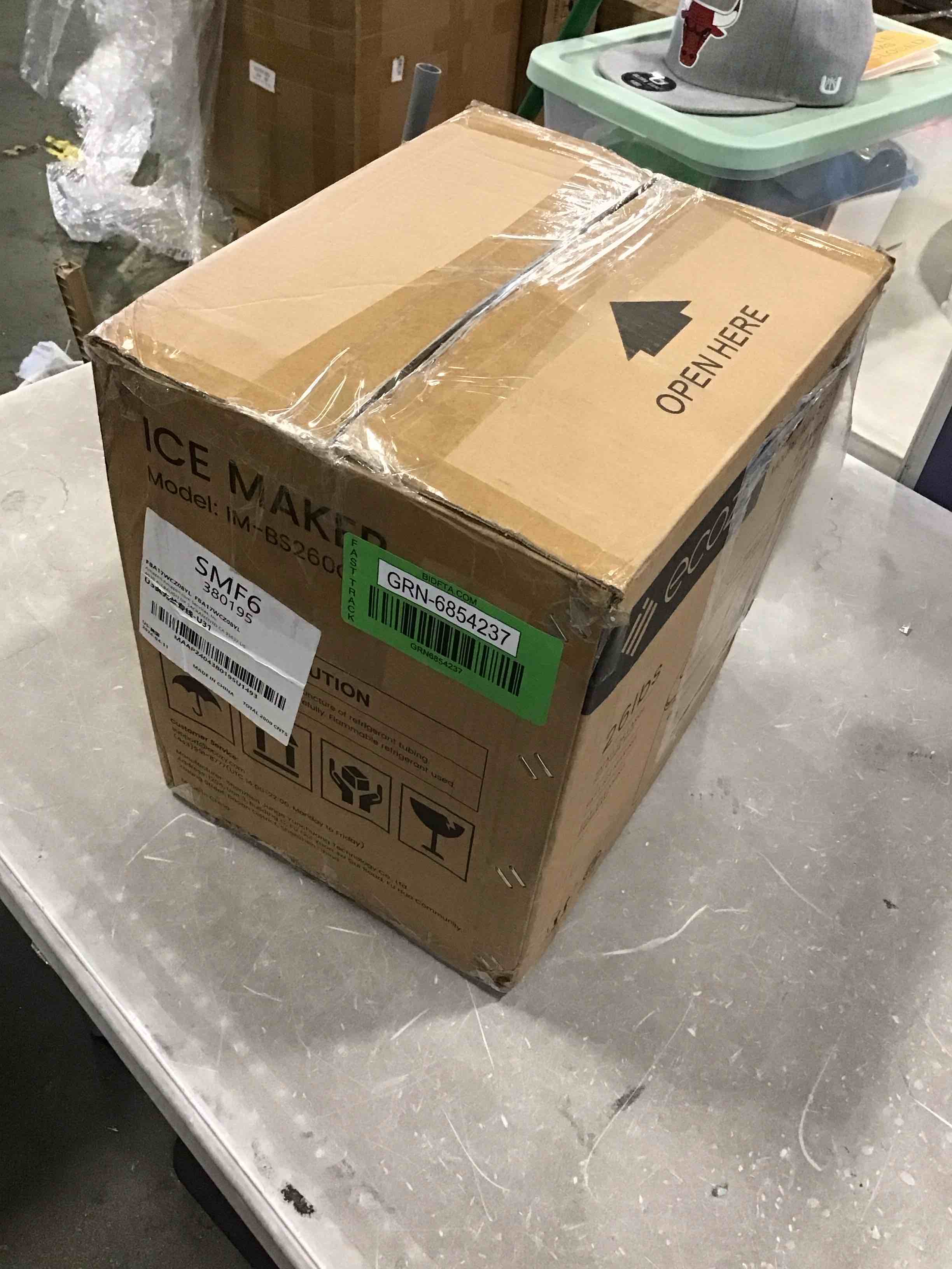 https://s3.amazonaws.com/lotting-images-prod/bidfta/GRN6854237_1721058903460.jpeg