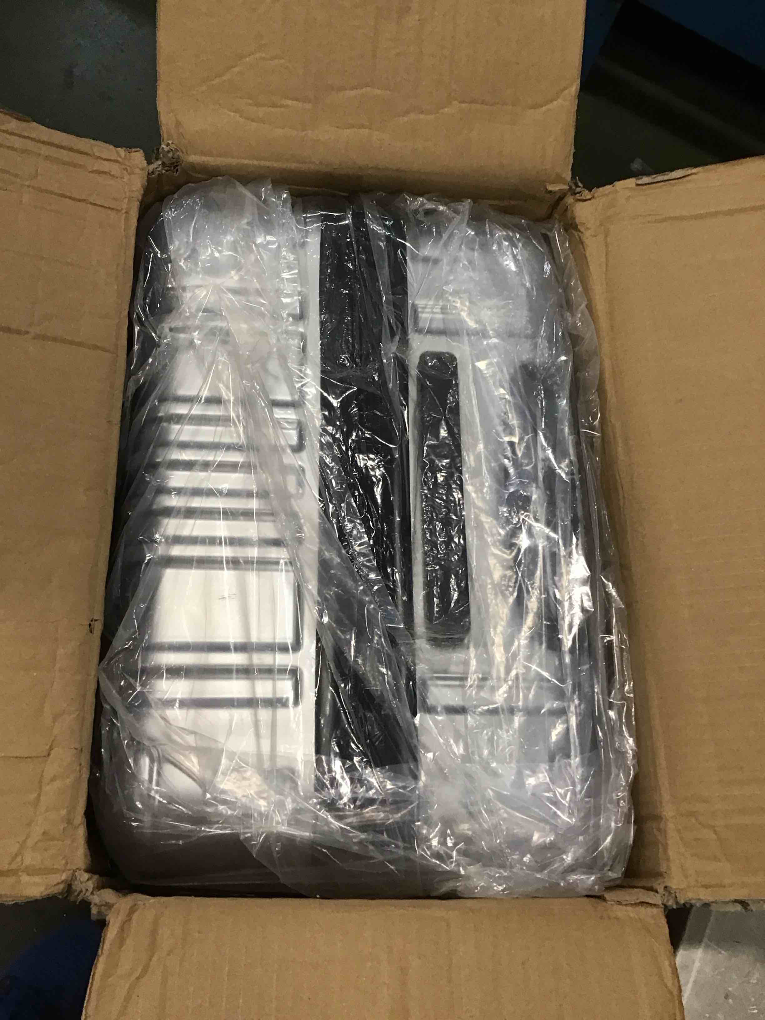 https://s3.amazonaws.com/lotting-images-prod/bidfta/GRN6854345_1721131846329.jpeg