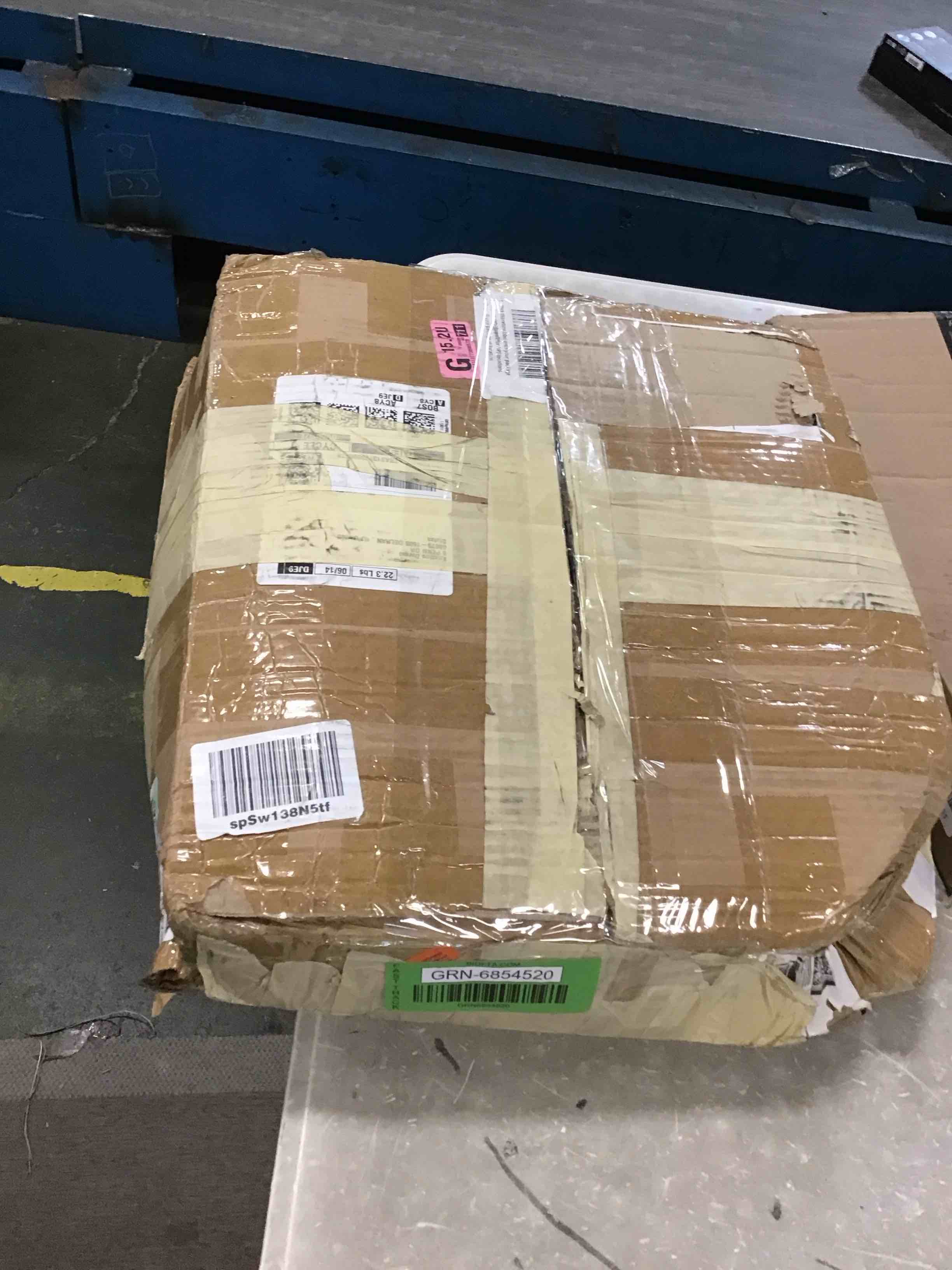 https://s3.amazonaws.com/lotting-images-prod/bidfta/GRN6854520_1721155179751.jpeg