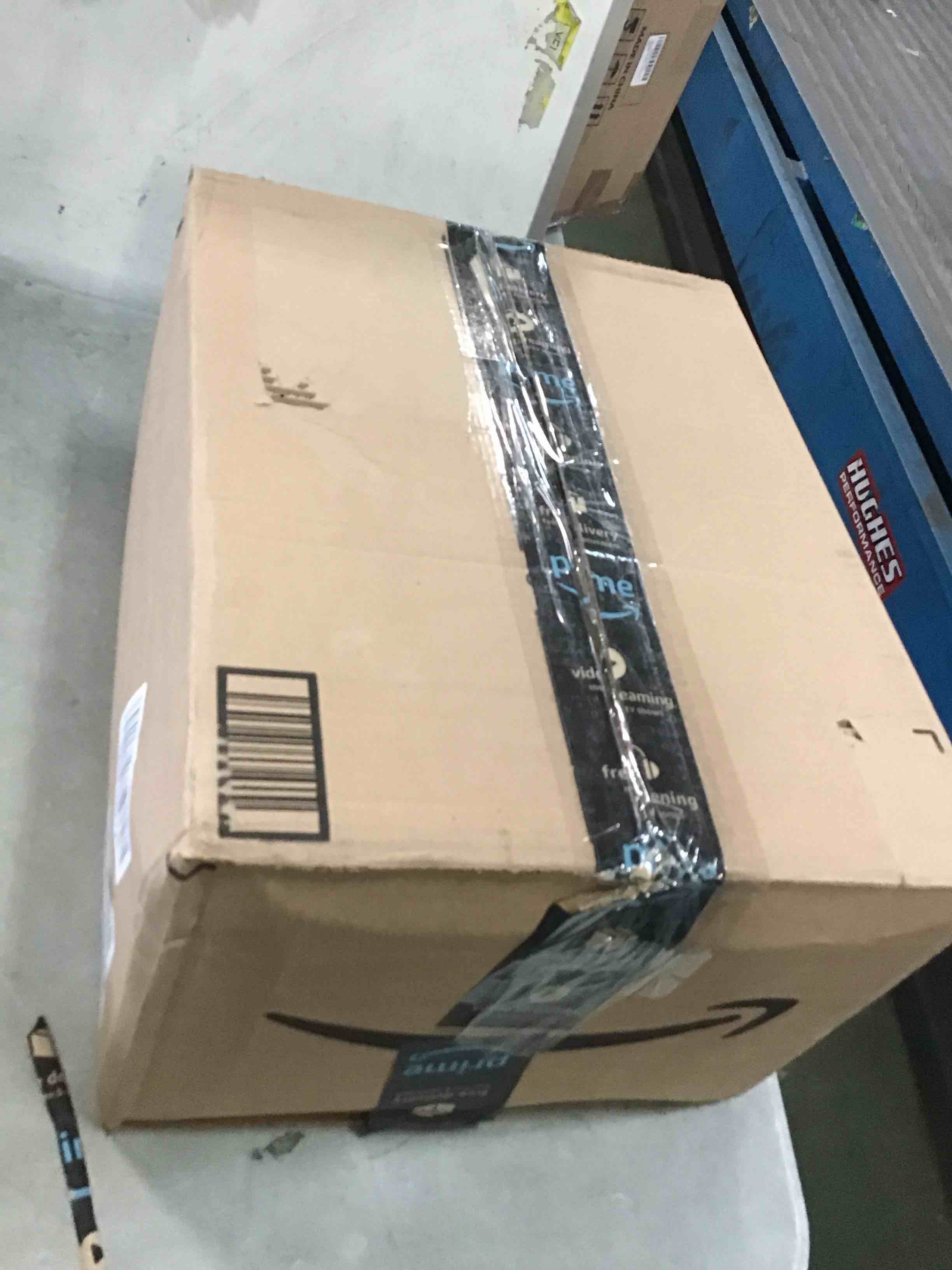 https://s3.amazonaws.com/lotting-images-prod/bidfta/GRN6855715_1720795884964.jpeg