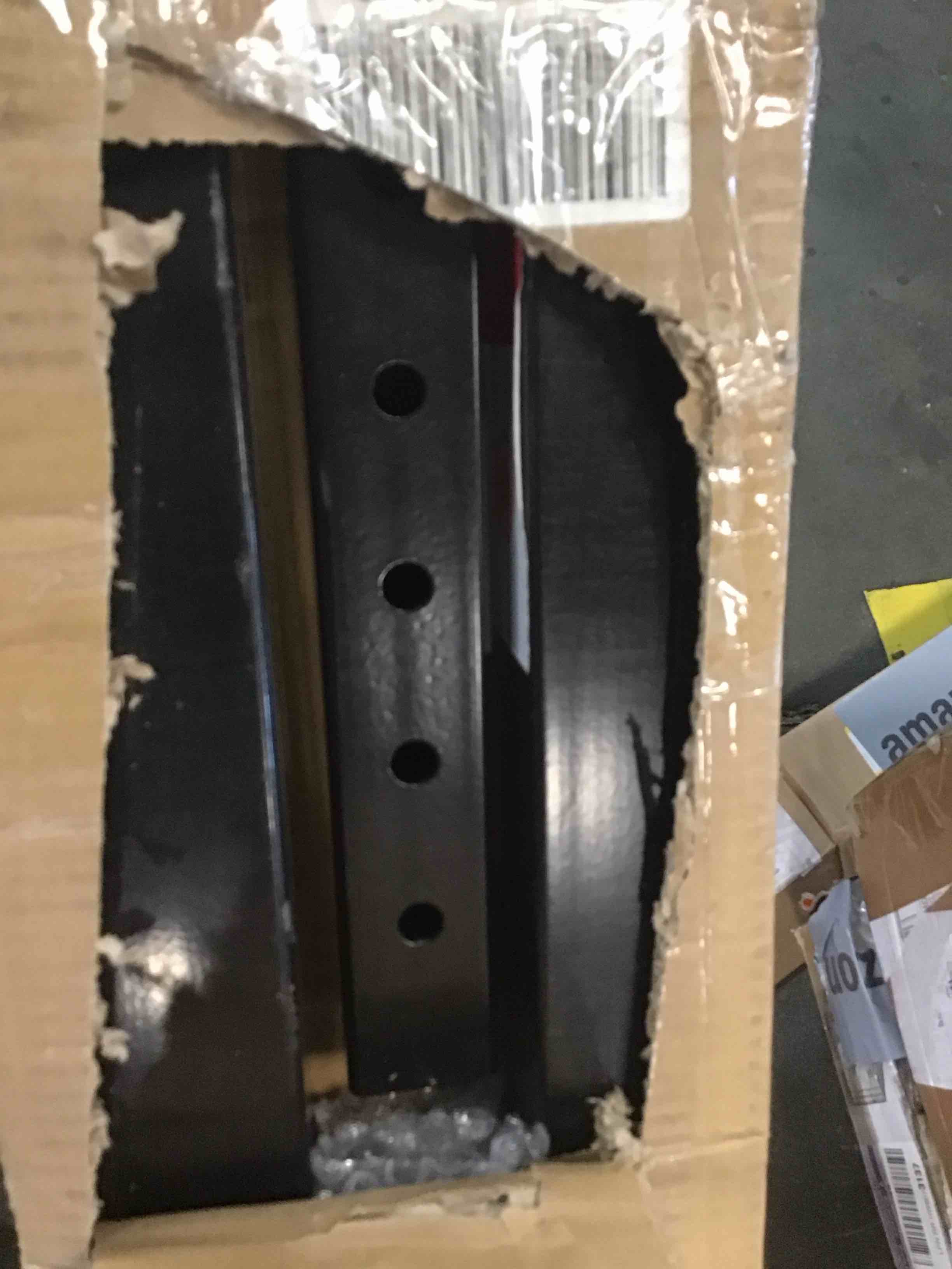 https://s3.amazonaws.com/lotting-images-prod/bidfta/GRN6855959_1721057607714.jpeg
