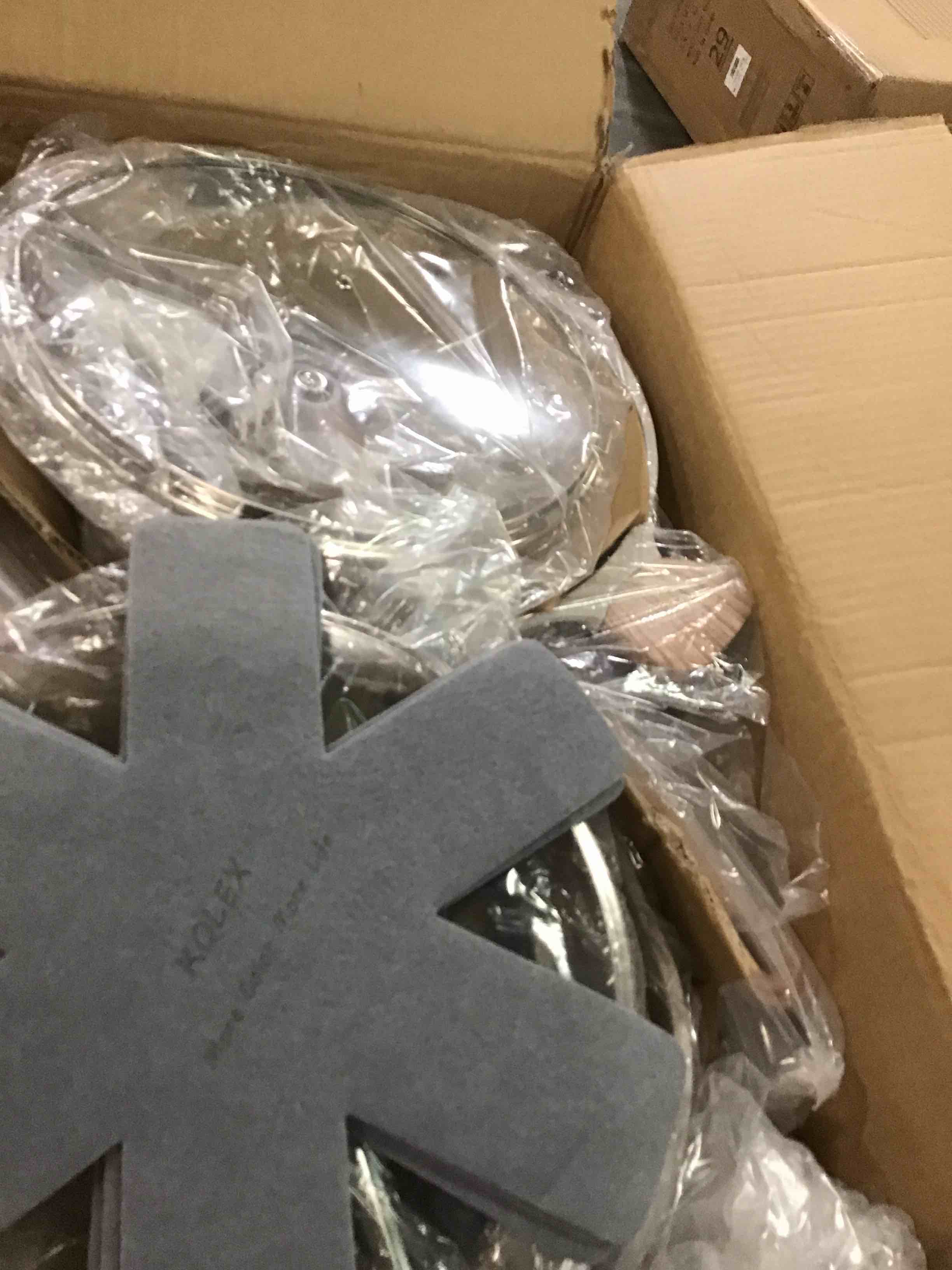 https://s3.amazonaws.com/lotting-images-prod/bidfta/GRN6856060_1721073336321.jpeg