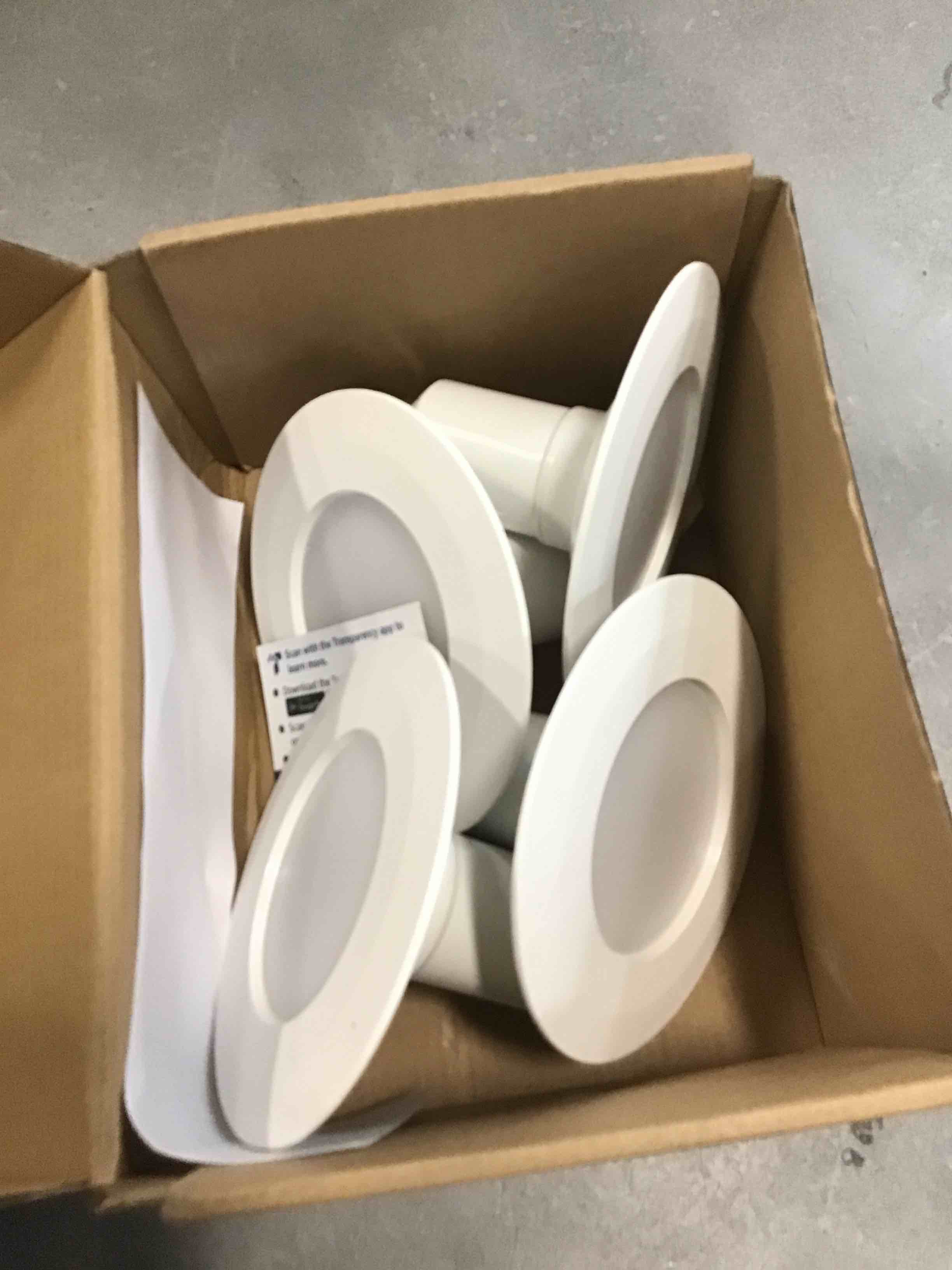https://s3.amazonaws.com/lotting-images-prod/bidfta/GRN6856839_1721327467653.jpeg