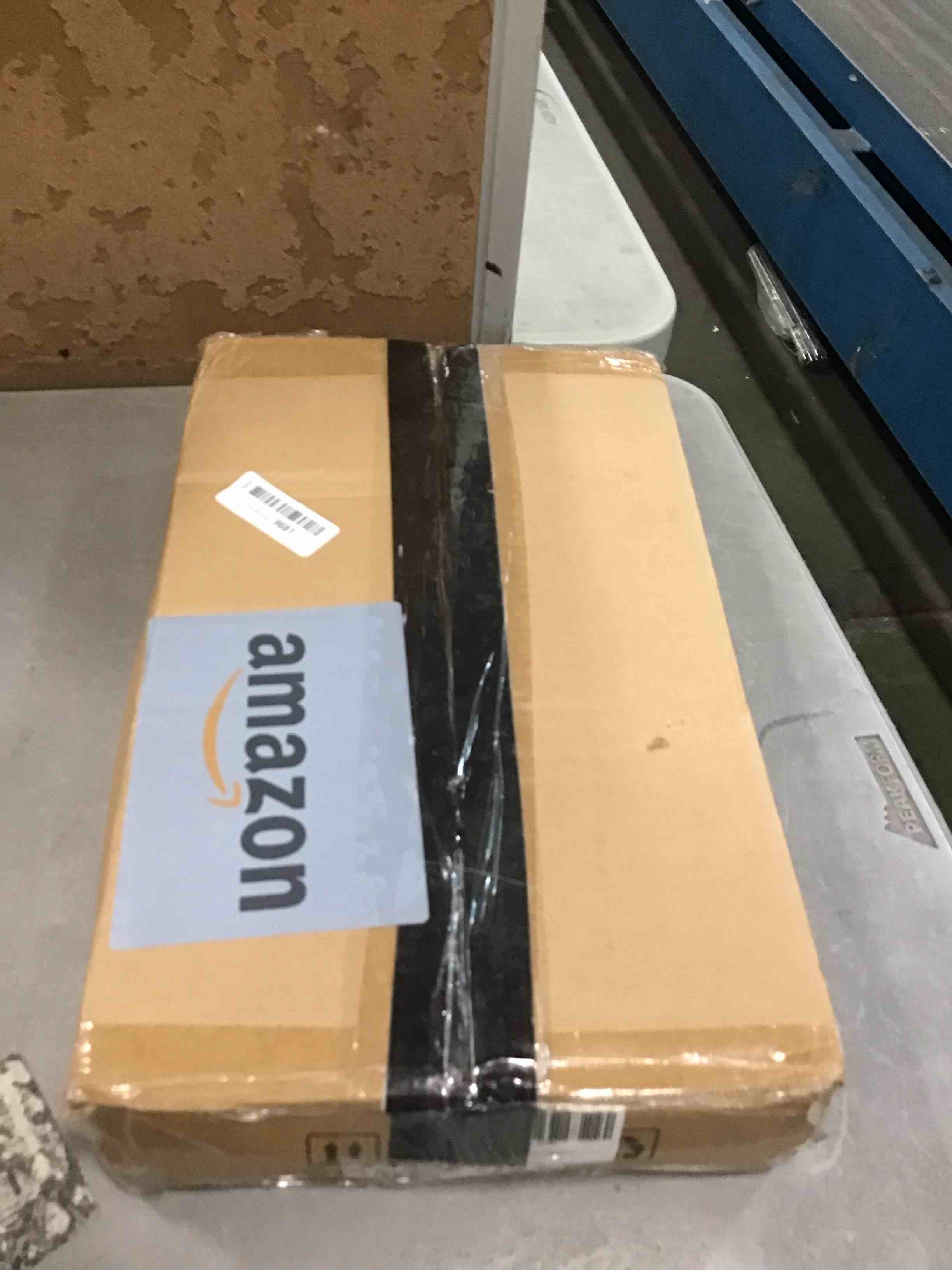 https://s3.amazonaws.com/lotting-images-prod/bidfta/GRN6856844_1721327935290.jpeg