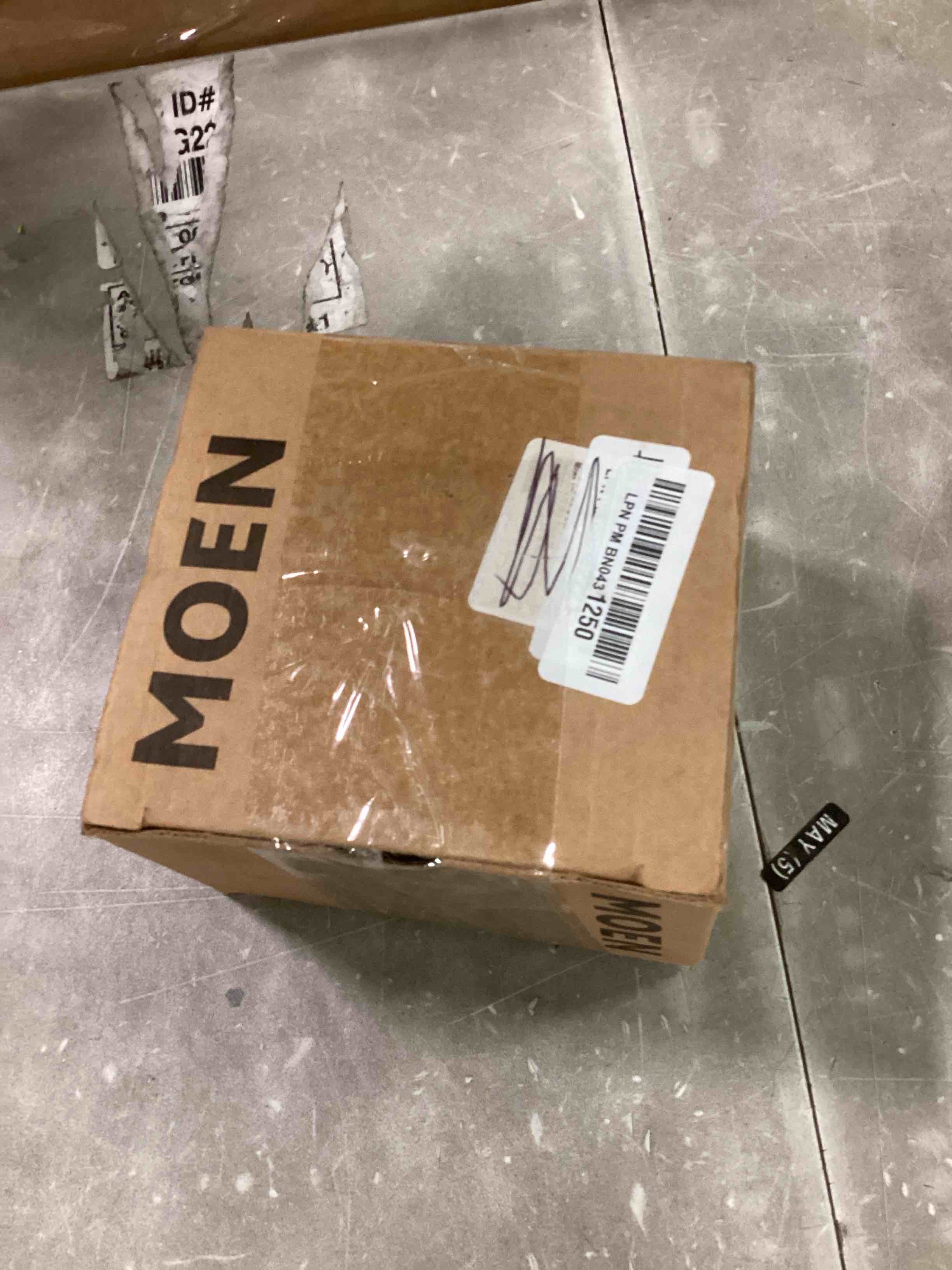 https://s3.amazonaws.com/lotting-images-prod/bidfta/GRN6857249_1720614257337.jpeg