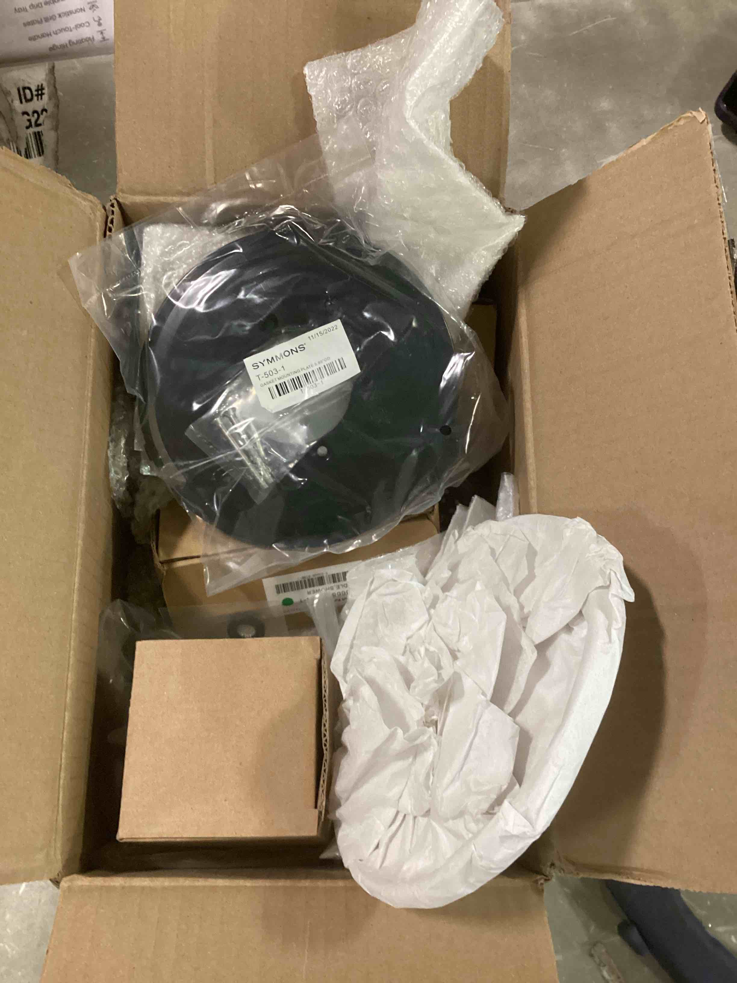 https://s3.amazonaws.com/lotting-images-prod/bidfta/GRN6857463_1720633450573.jpeg