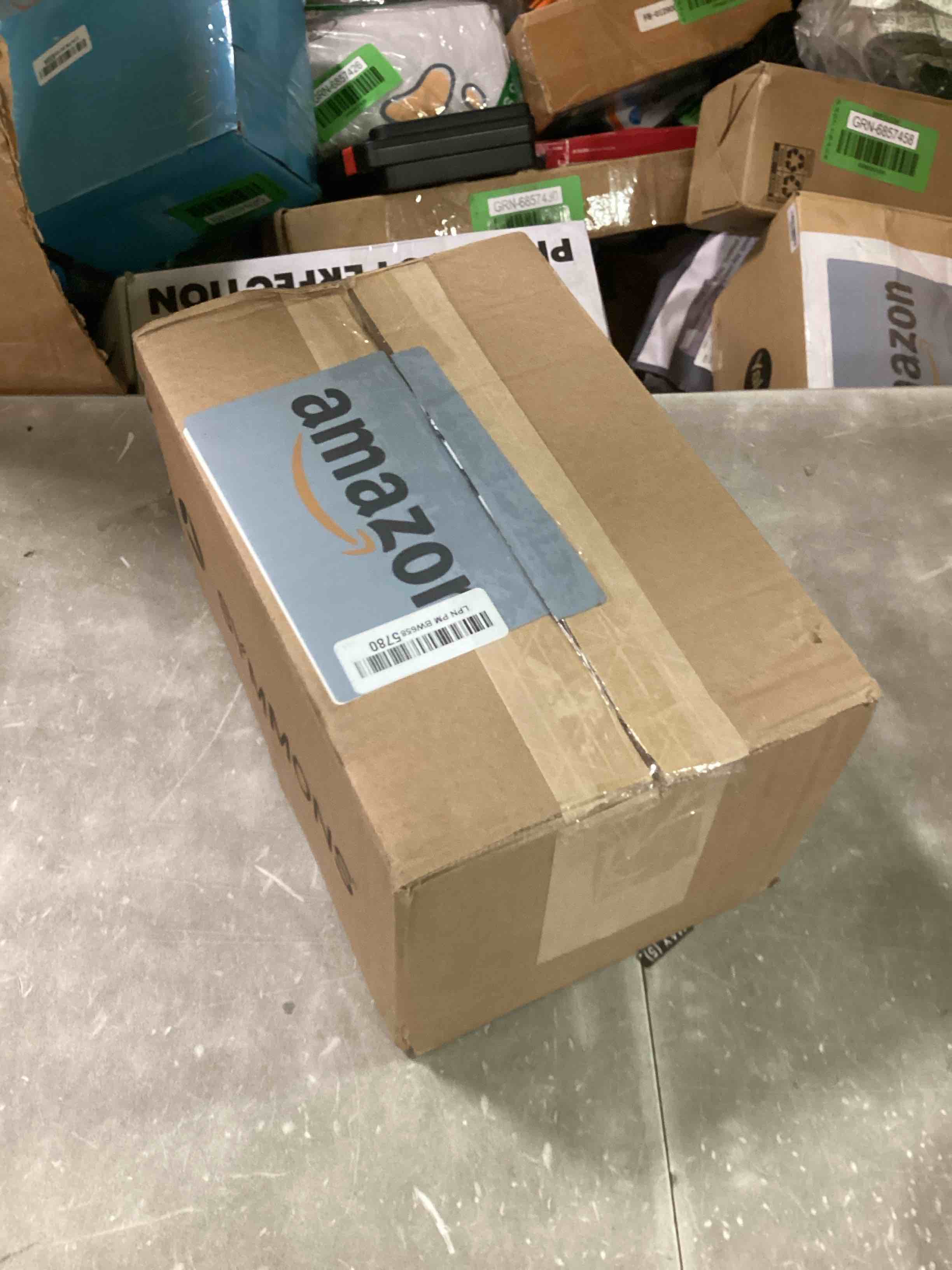 https://s3.amazonaws.com/lotting-images-prod/bidfta/GRN6857463_1720633462334.jpeg