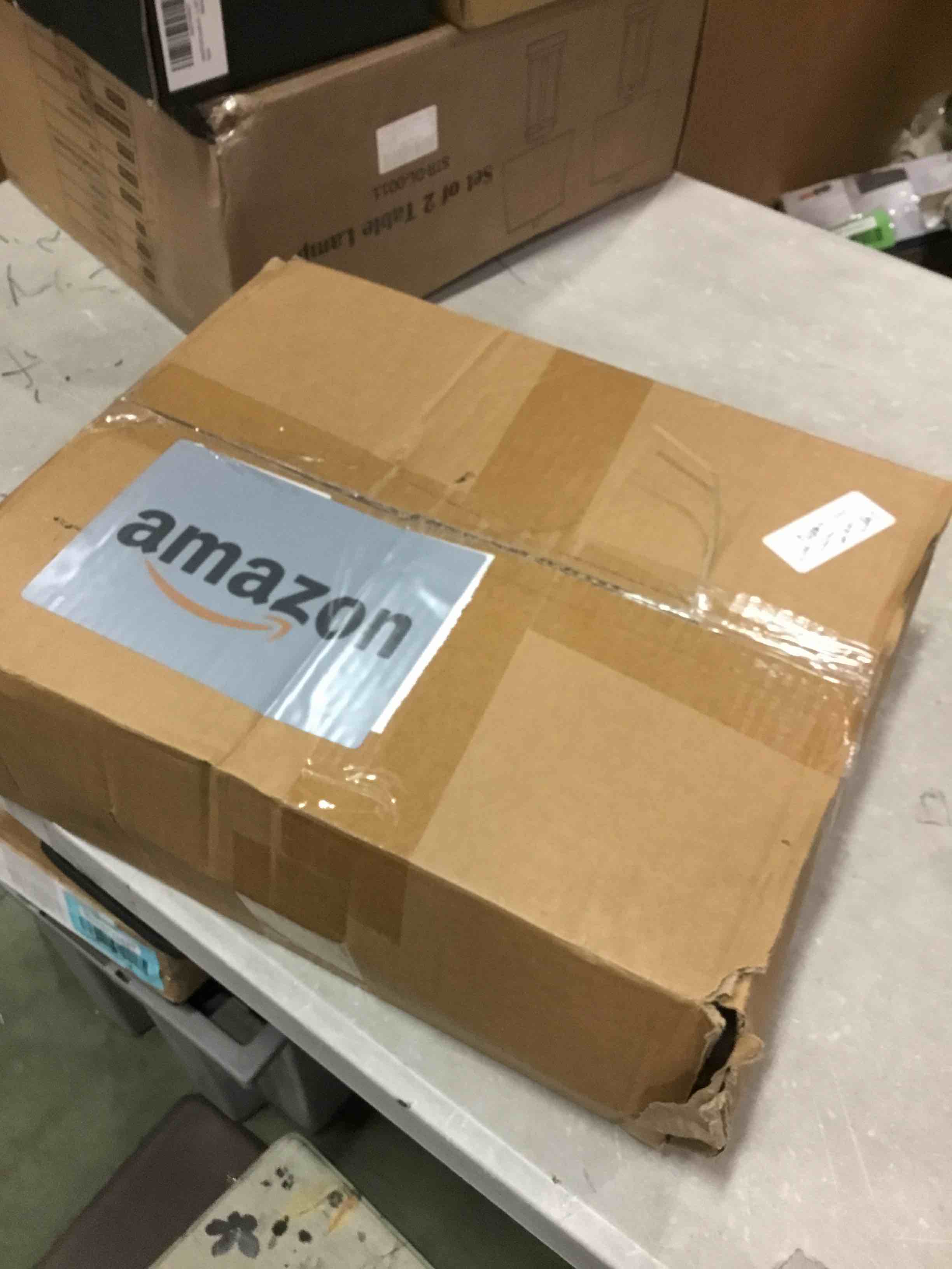 https://s3.amazonaws.com/lotting-images-prod/bidfta/GRN6858534_1720700828503.jpeg