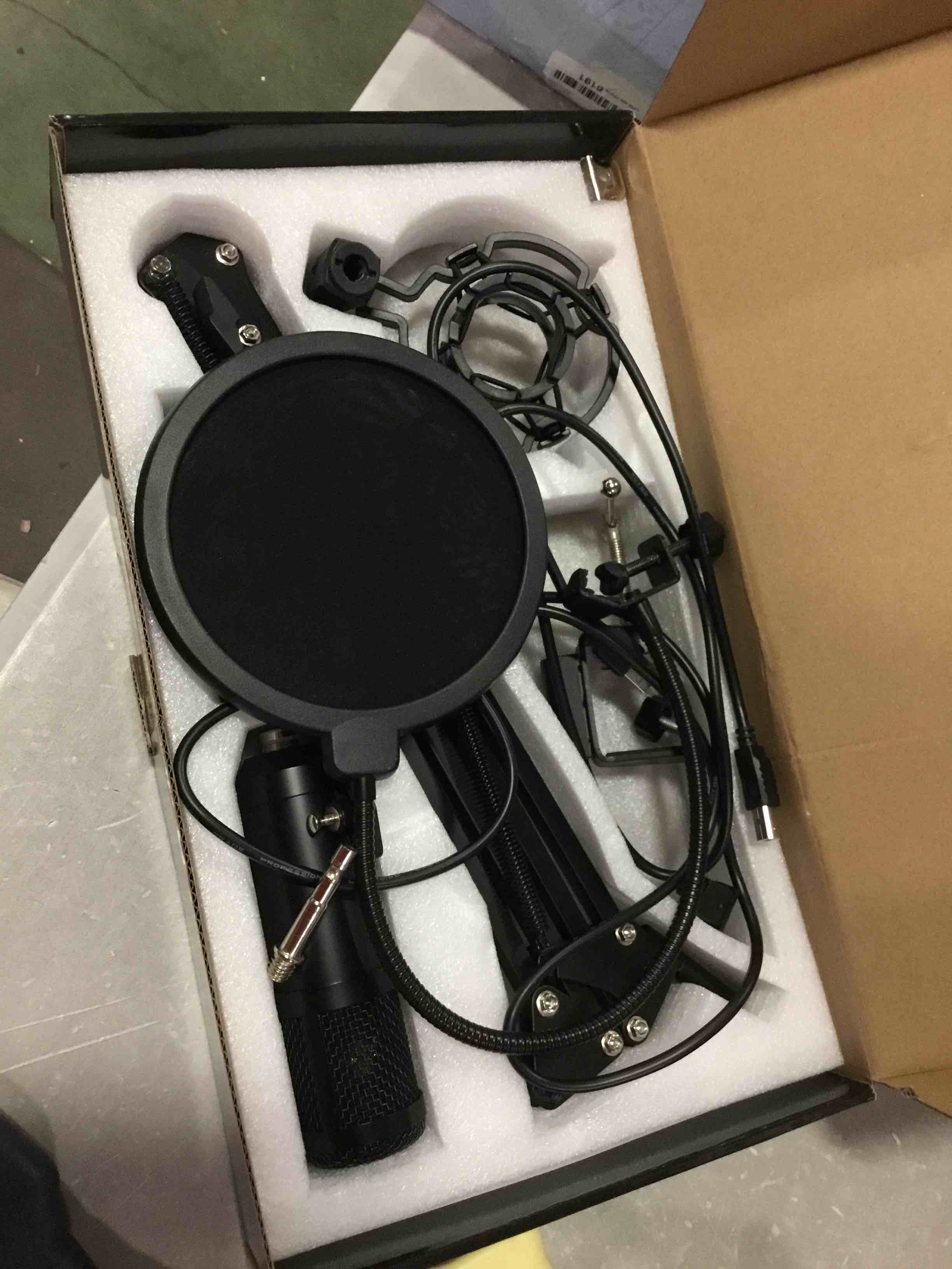 https://s3.amazonaws.com/lotting-images-prod/bidfta/GRN6858922_1720791438361.jpeg