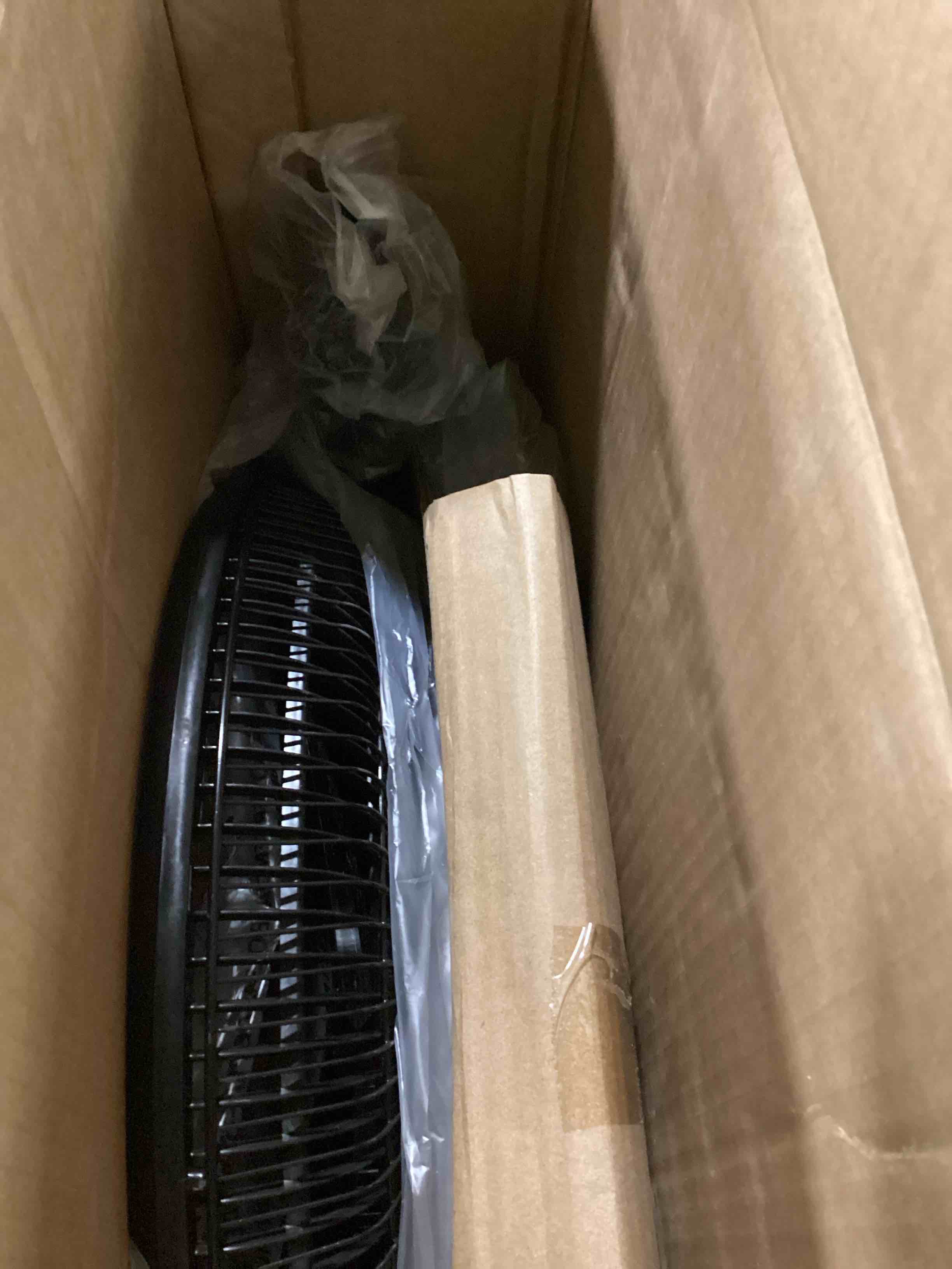 https://s3.amazonaws.com/lotting-images-prod/bidfta/GRN6859999_1721759958257.jpeg