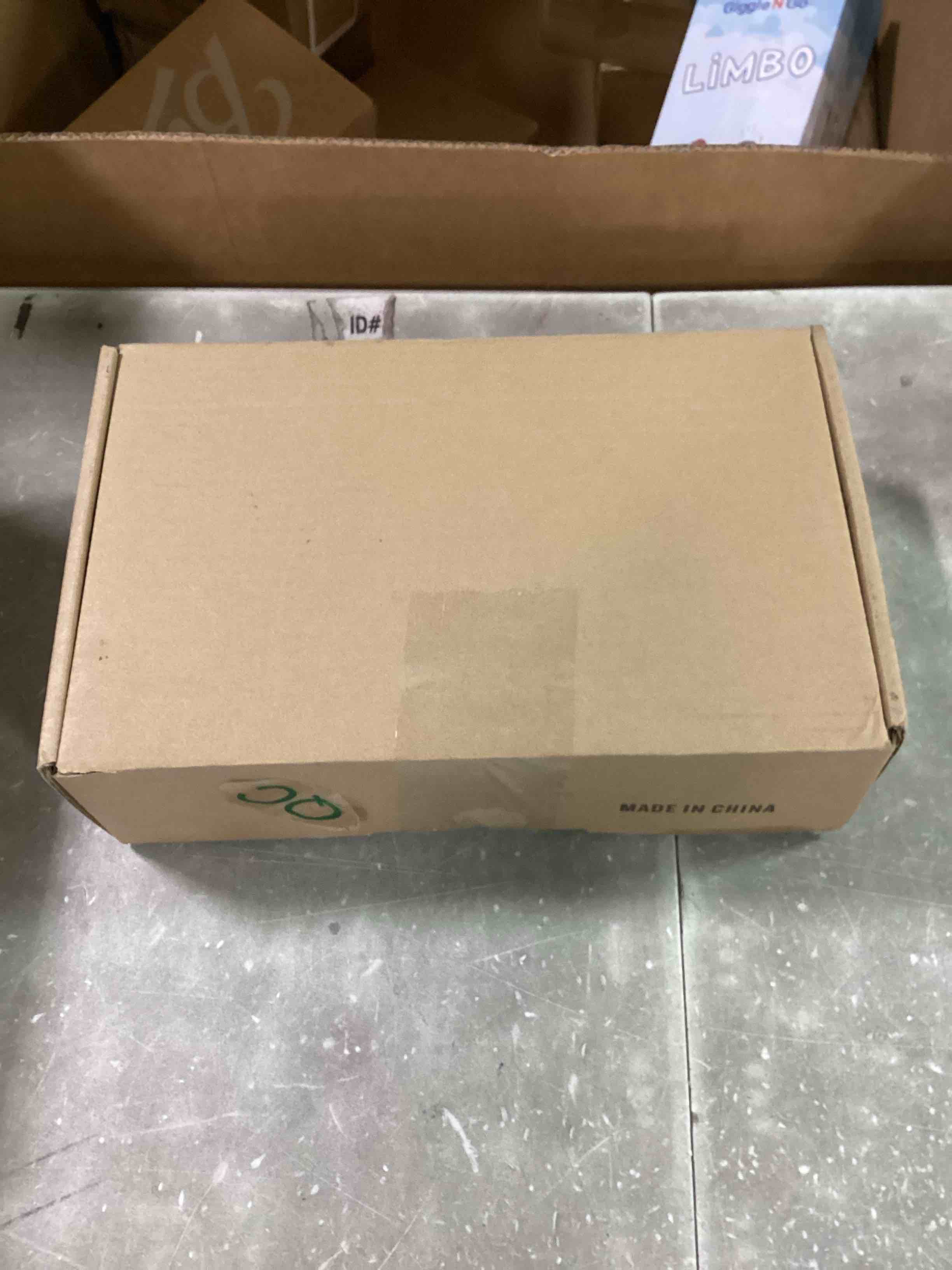 https://s3.amazonaws.com/lotting-images-prod/bidfta/GRN6860493_1721845476145.jpeg