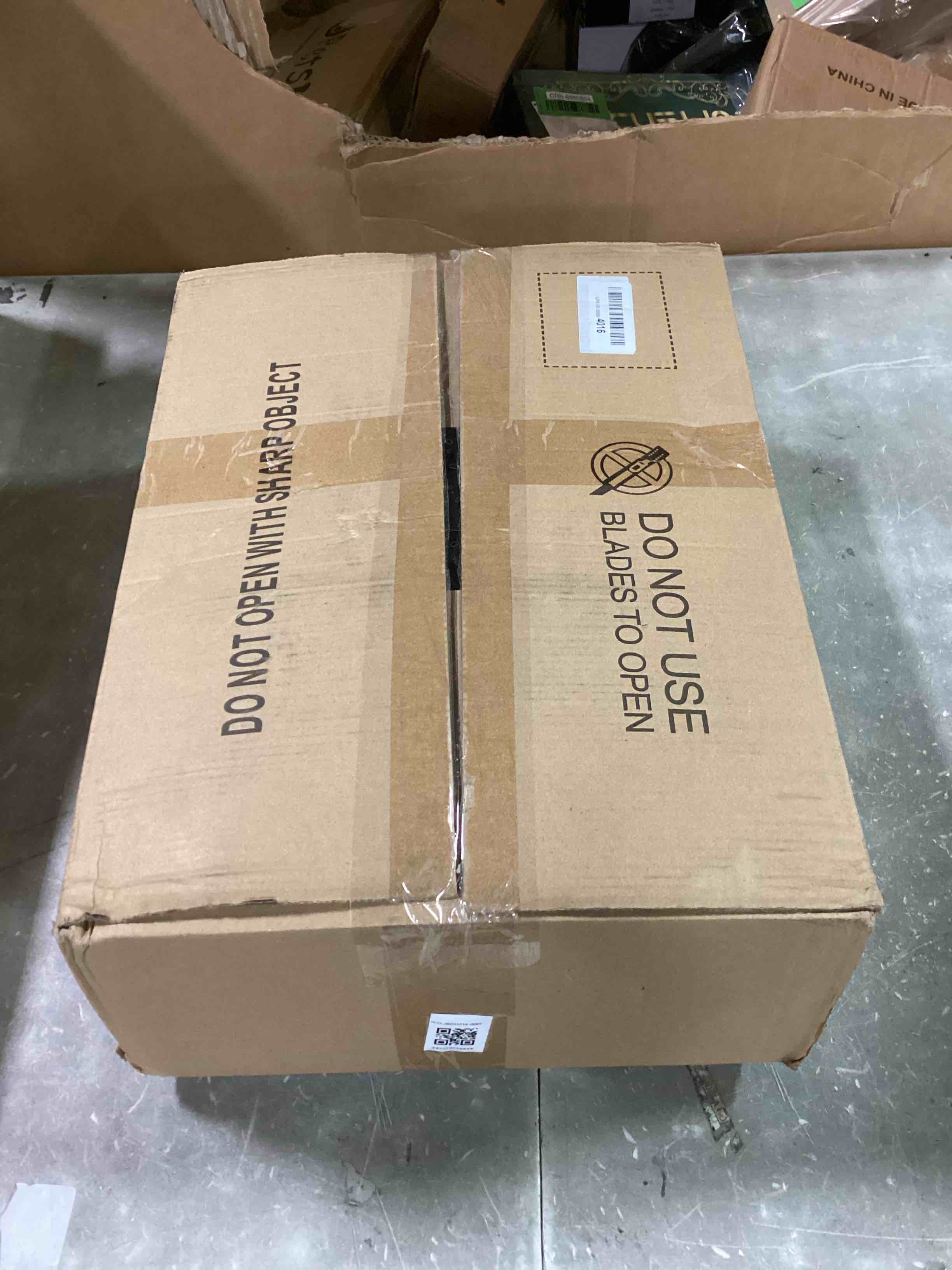 https://s3.amazonaws.com/lotting-images-prod/bidfta/GRN6860818_1721911972001.jpeg