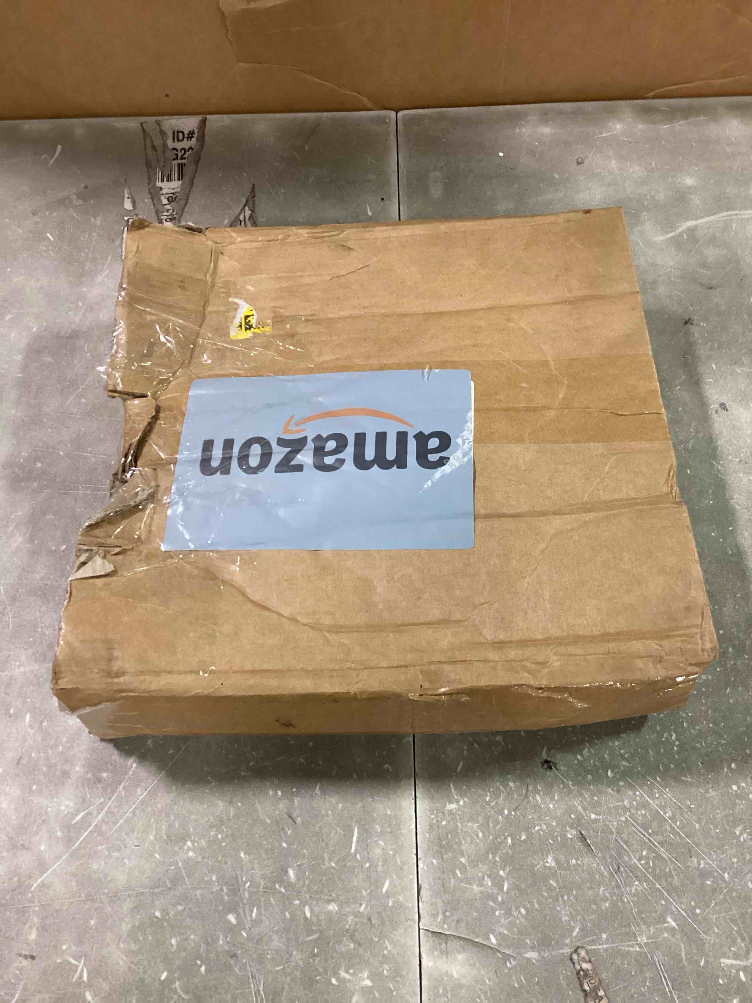 https://s3.amazonaws.com/lotting-images-prod/bidfta/GRN6860823_1721912388324.jpeg