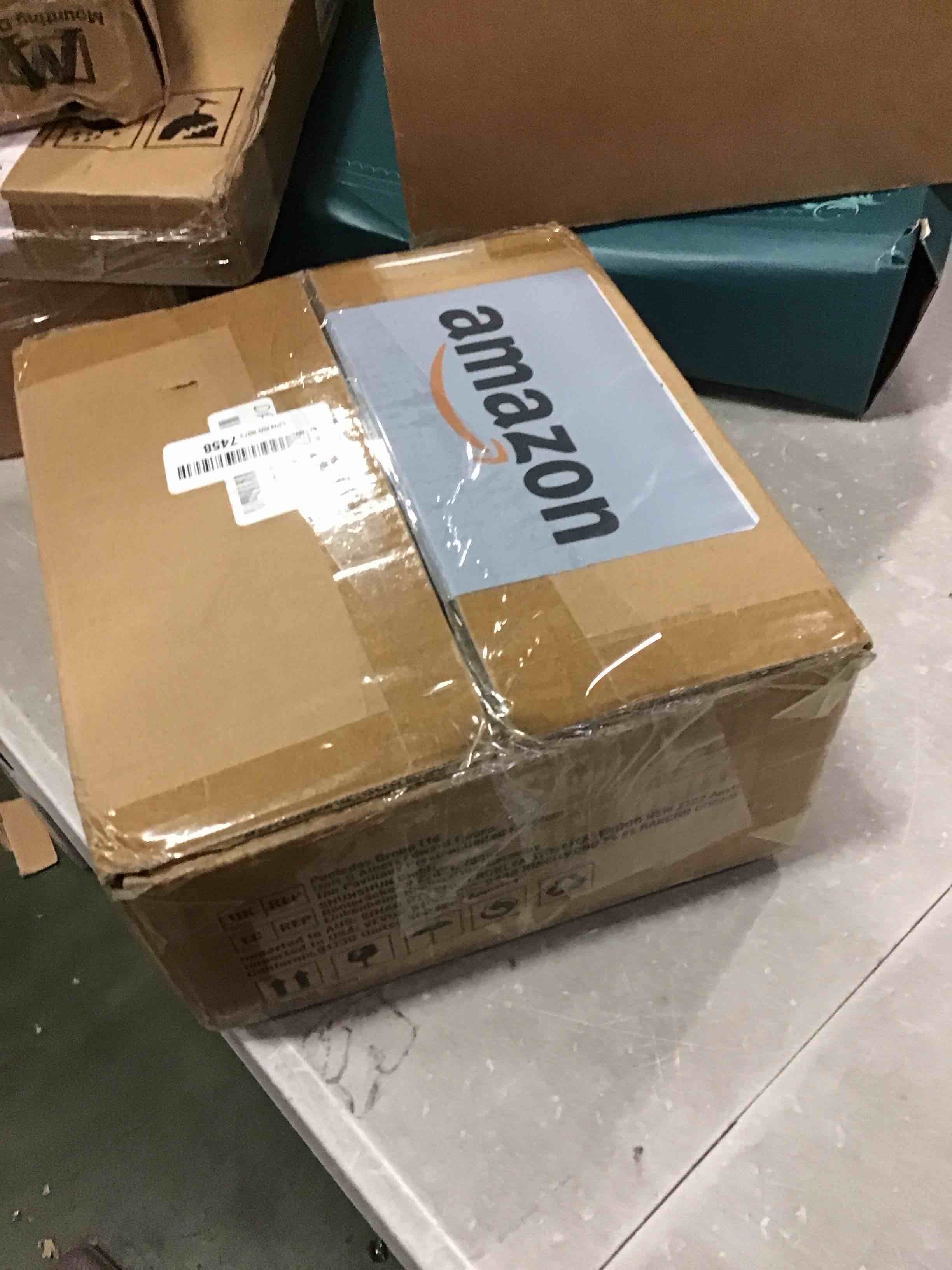 https://s3.amazonaws.com/lotting-images-prod/bidfta/GRN6861762_1721850358055.jpeg